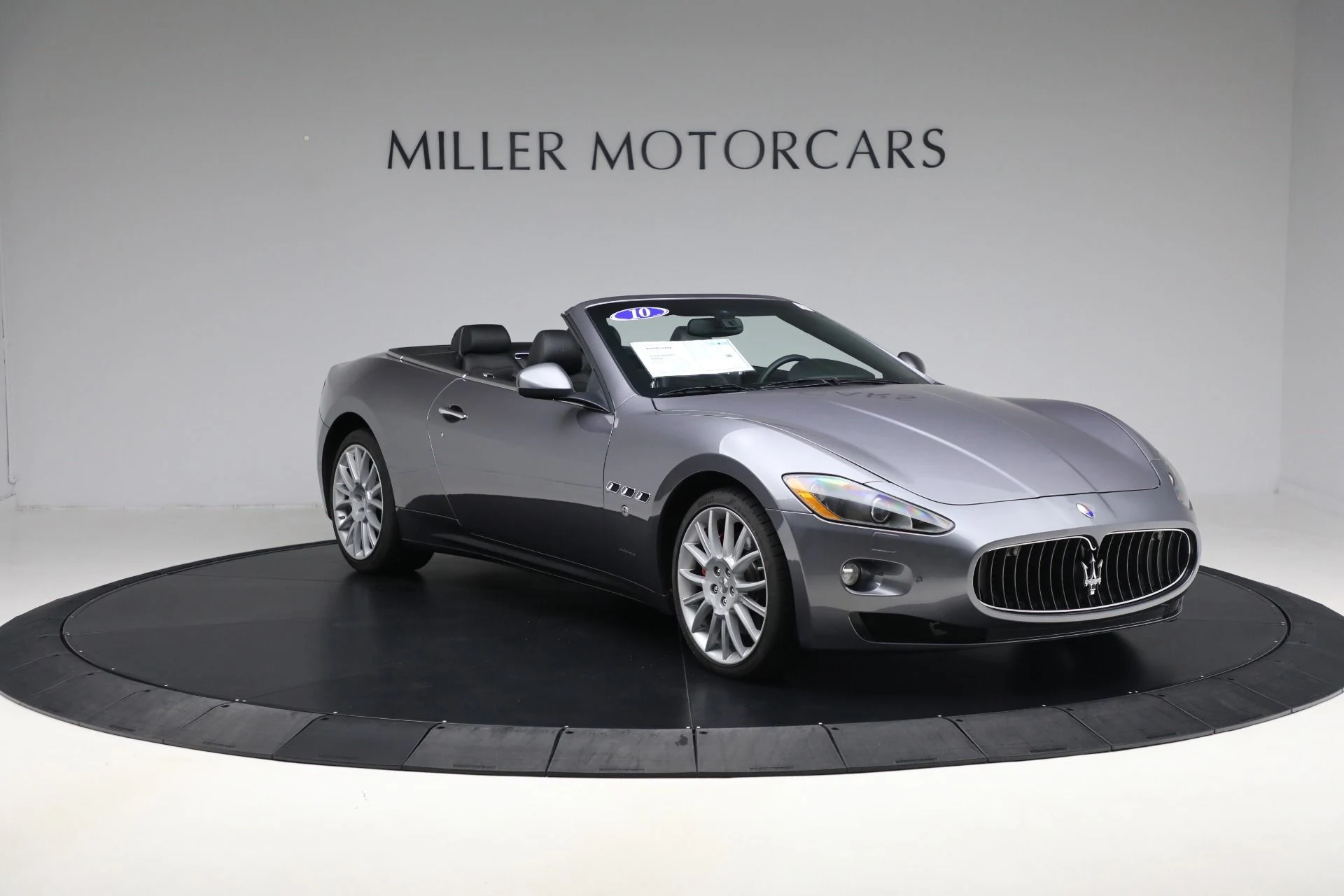 mph008_3263573397_Used_2010_Maserati_Gran_Turismo_1510128f01