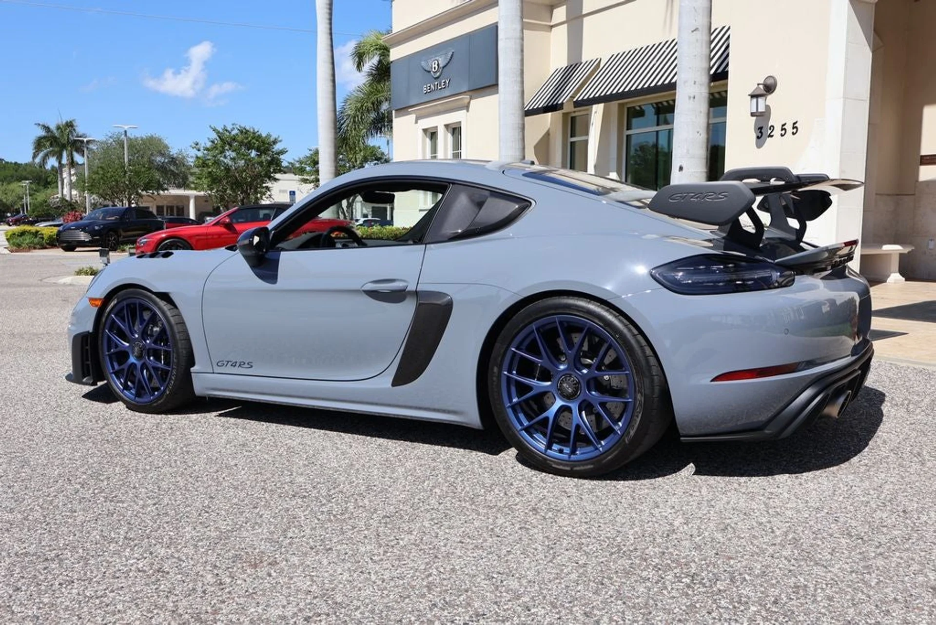 mph008_3268969356_9_a3c48aa957