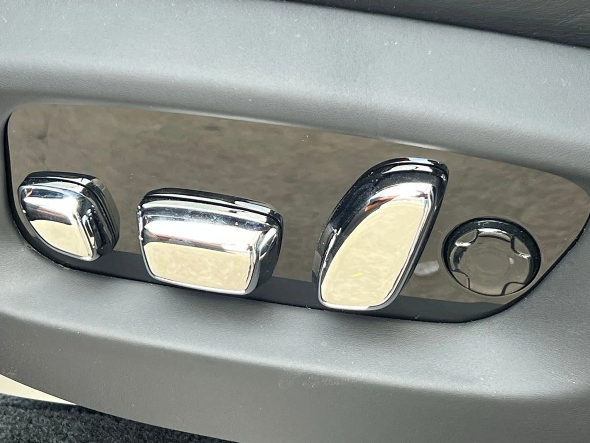 mph008_3274369218_mru91ese3mp1nyiwyf4wr4pfvn4b_8210c24d45