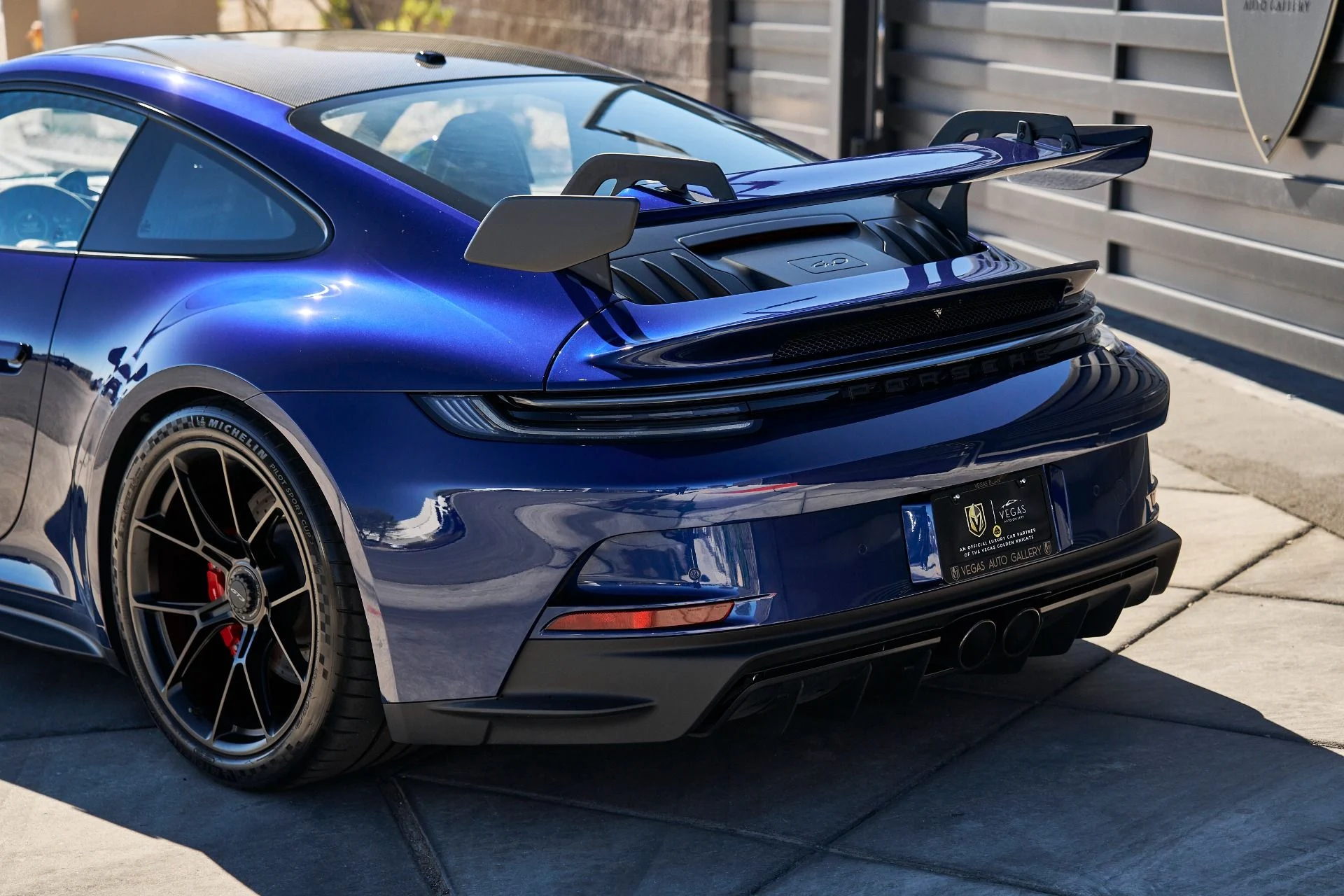 mph008_3277875599_Used_2022_Porsche_911_GT_3_1761959340_8d5b18a799