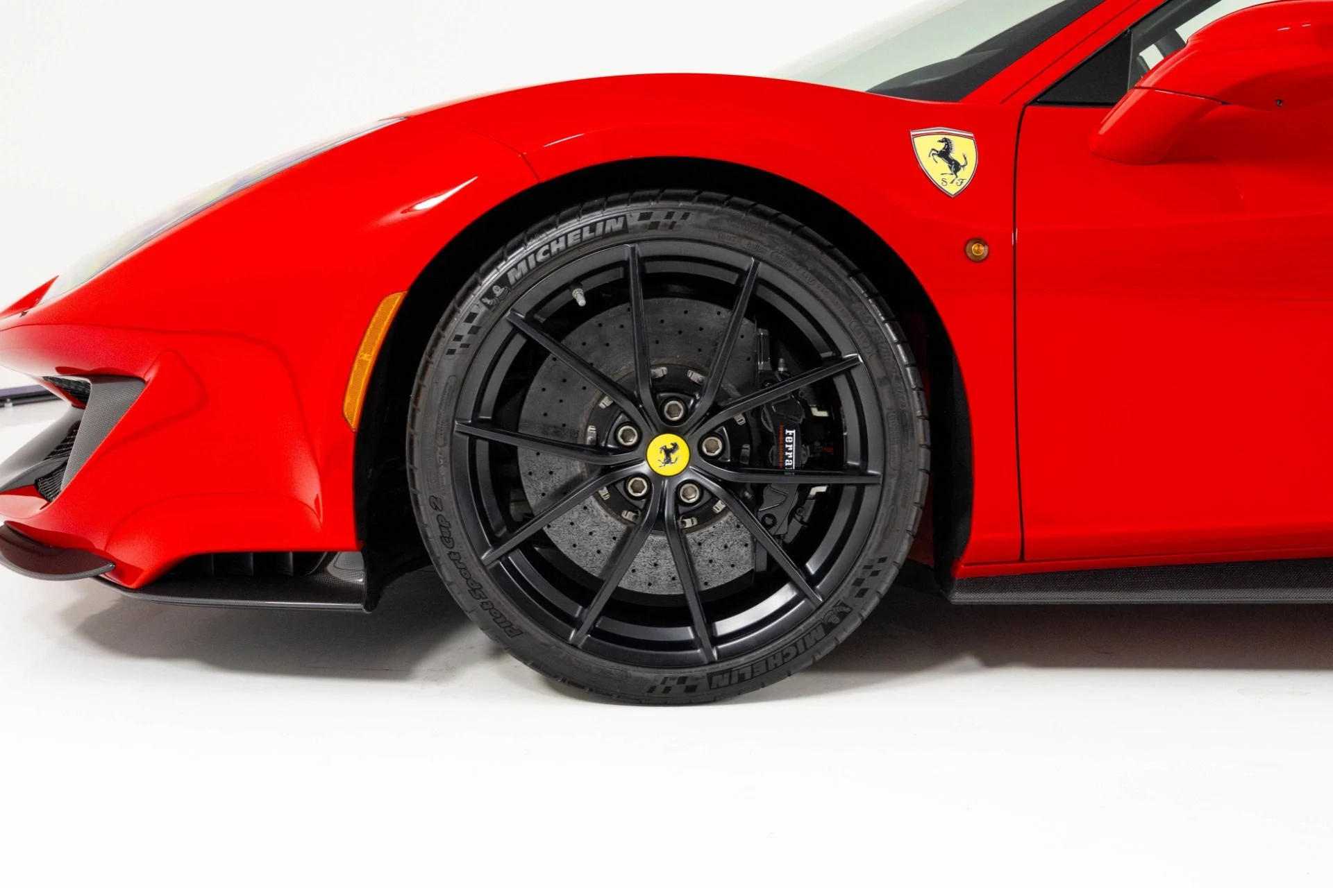 mph008_3280645106_Used_2019_Ferrari_488_Pista_1761352057_cb71ac9f0e