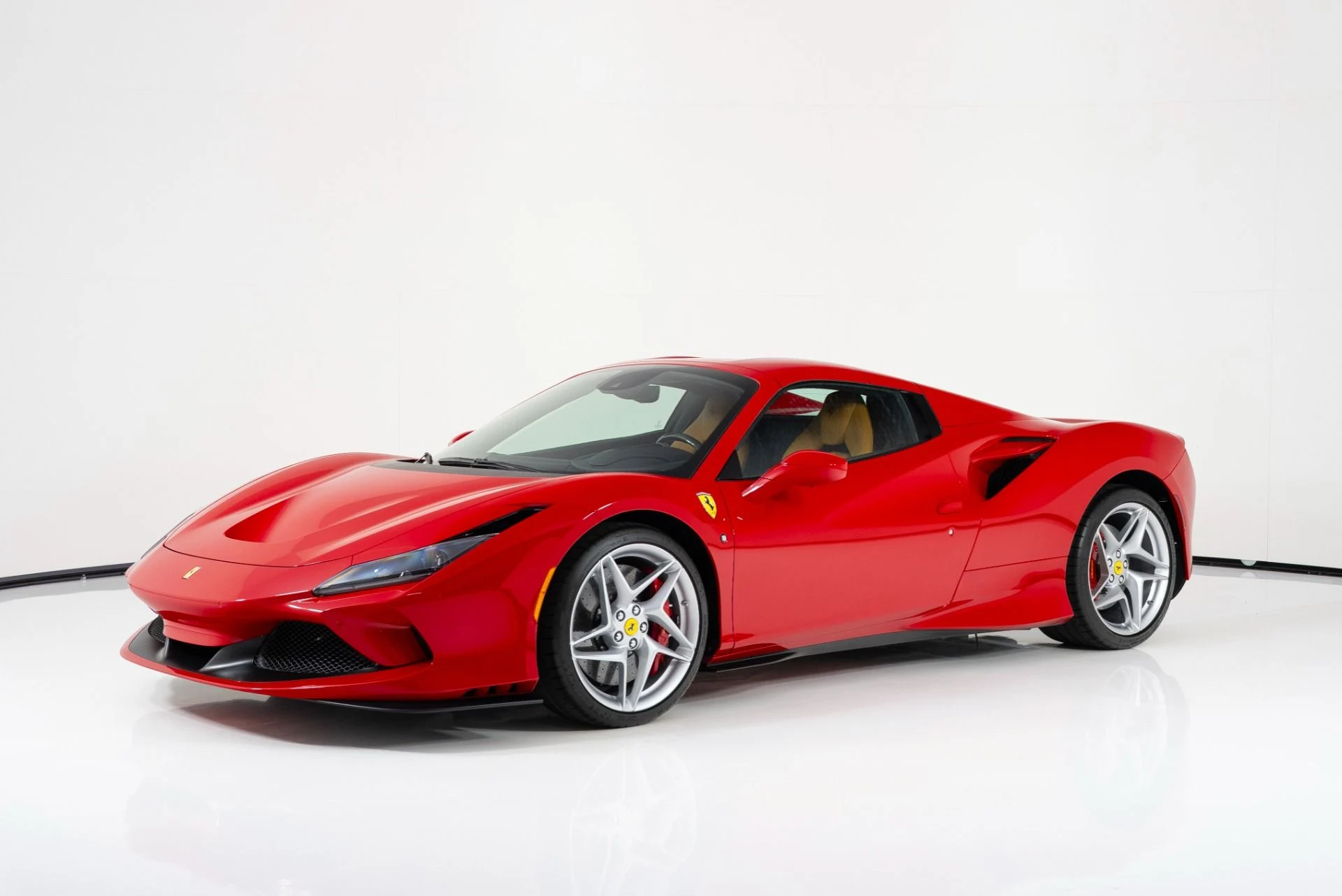 mph008_3282539903_Used_2021_Ferrari_F8_Spider_1757957105_74f515bcfb