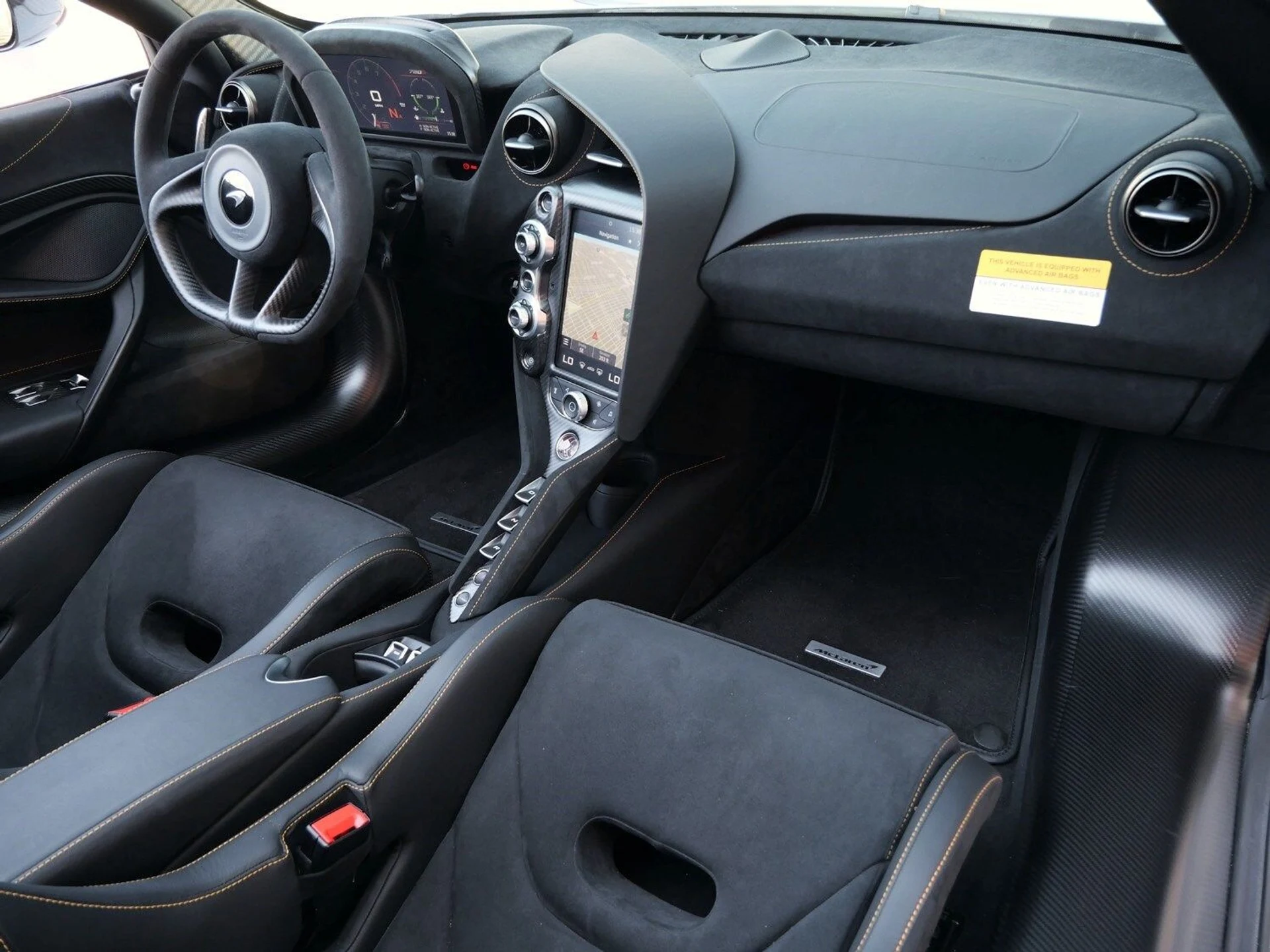 mph008_3283604606_f24048a2a2008c89f8d32a3a1c83fee1x_bddc890134