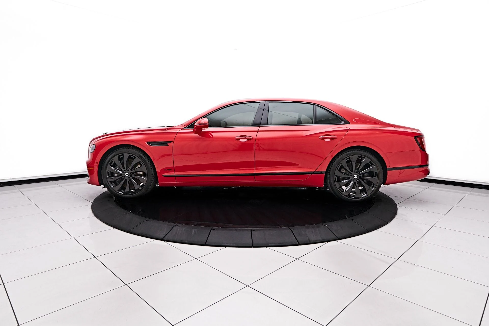 mph008_328529740_Used_2021_Bentley_Flying_Spur_W12_1754099984_cbbec7015a