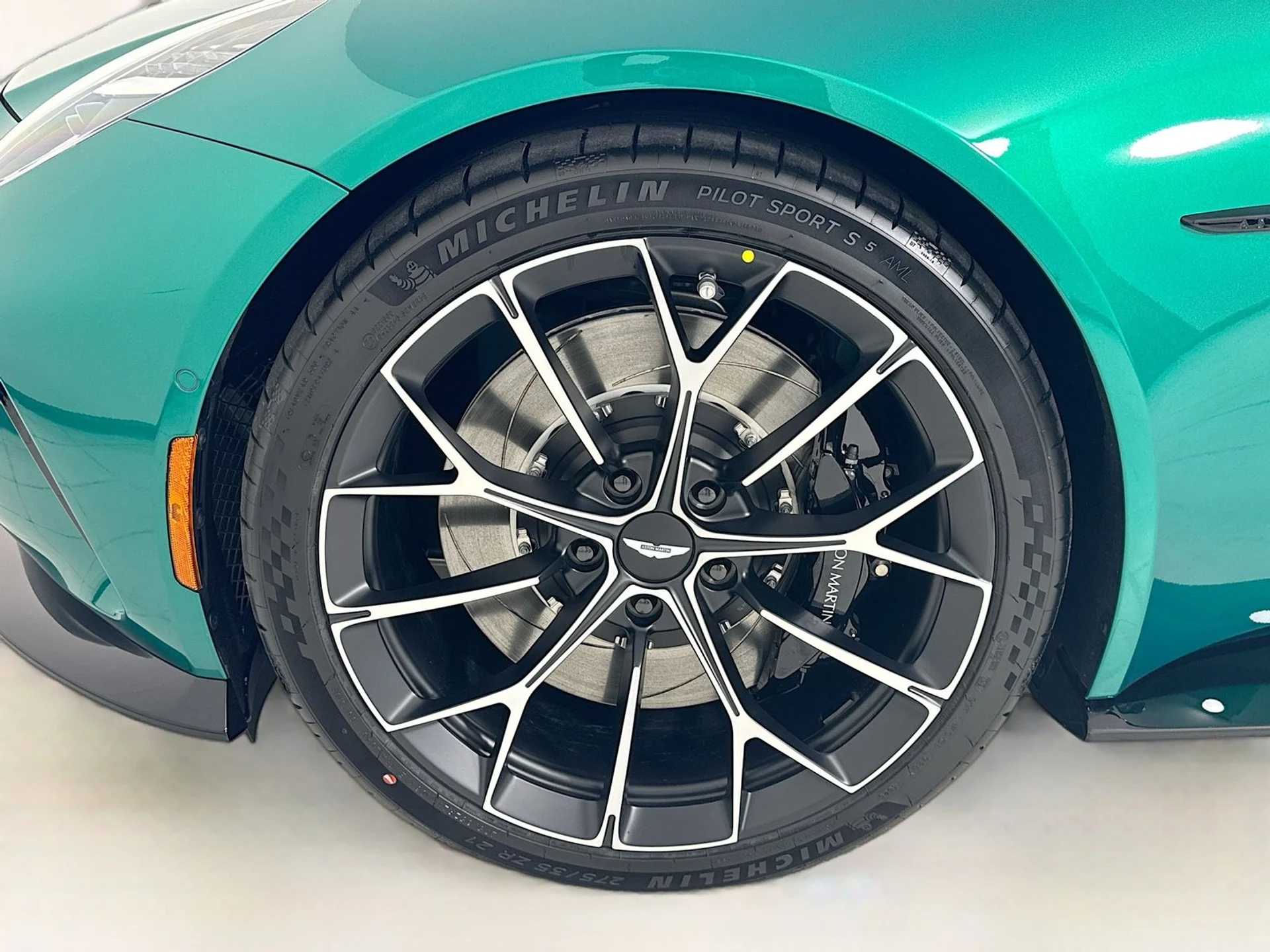 mph008_3287036195_a50d15d362680917505b5f7c4b22a10dx_9597e2a44a