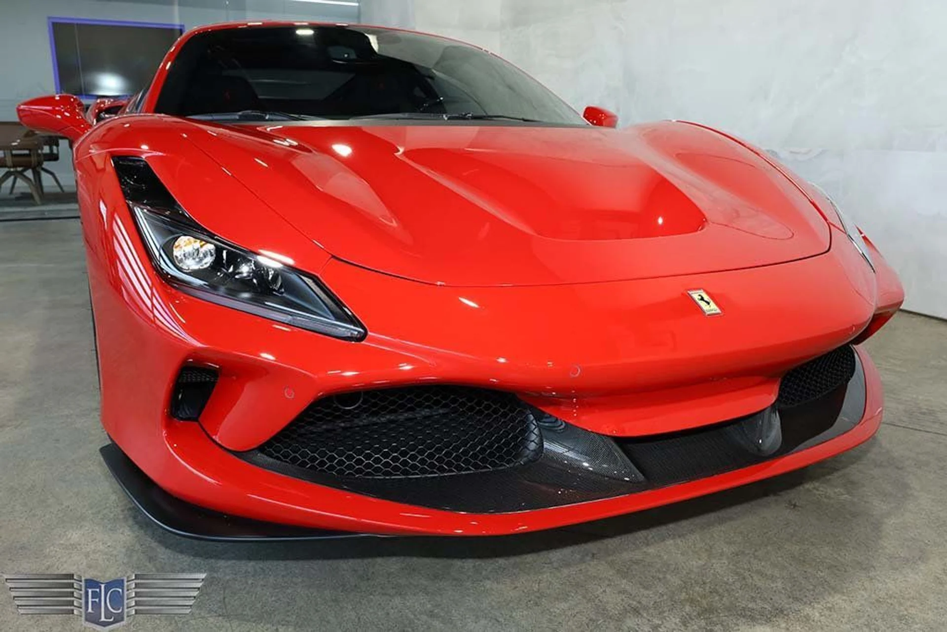 mph008_3295252828_used_2020_ferrari_f8_tributo_coupe_9689_22891893_9_1024_61aec7dc1b