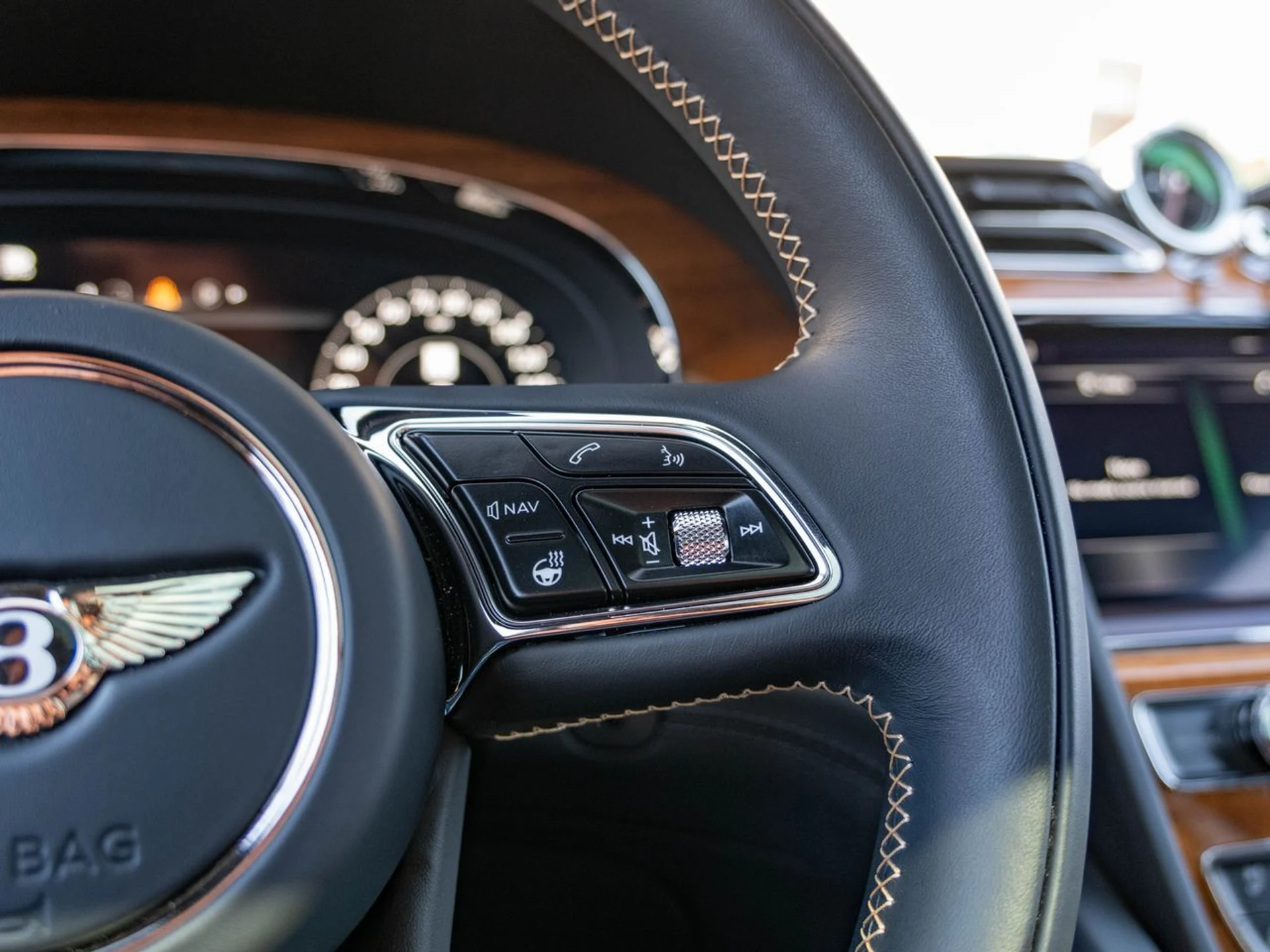 mph008_3296011275_7014986cc761e6c4925b66c9c3ebc5b8x_95150432f0