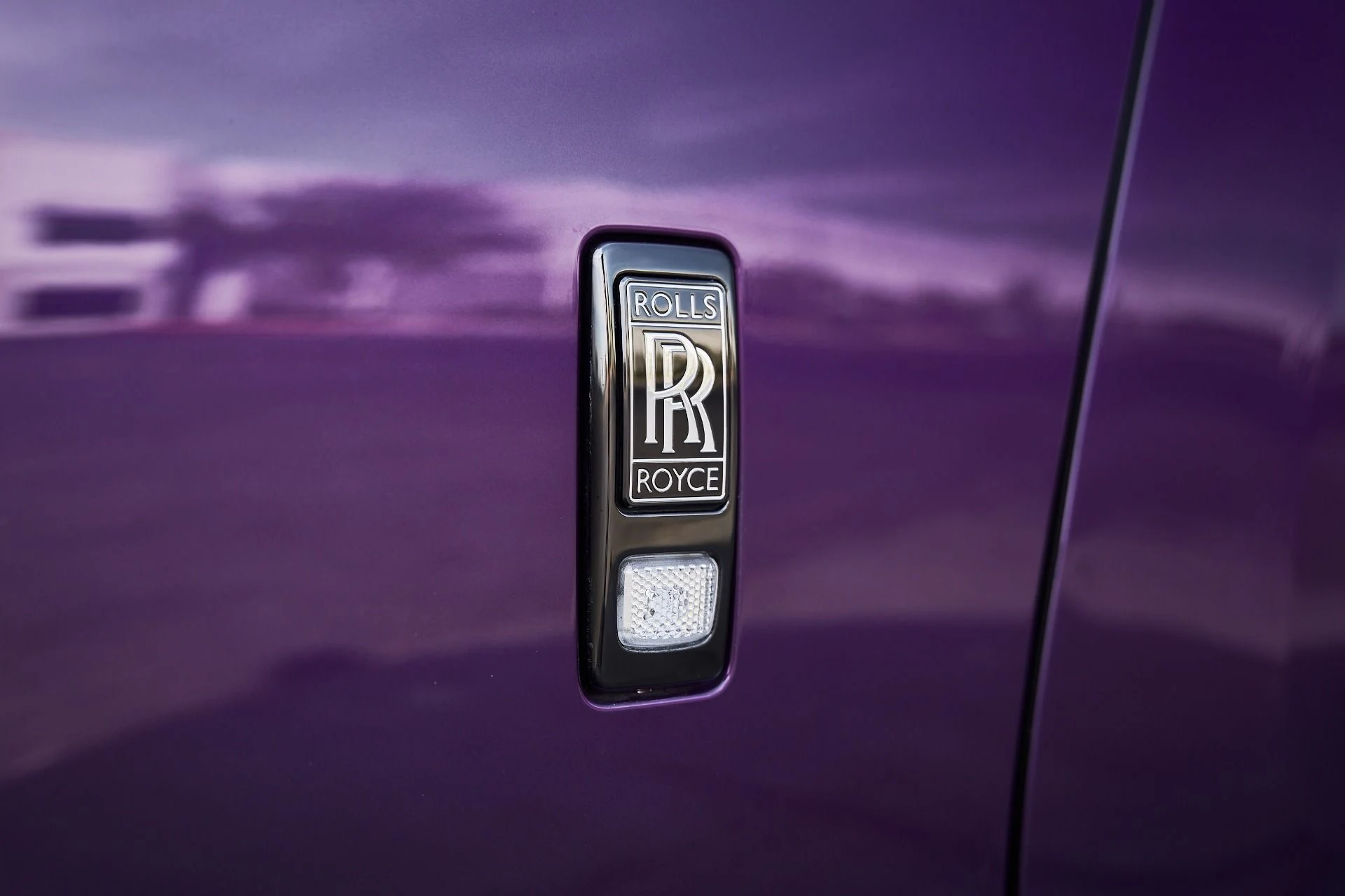 mph008_3297093532_Used_2020_Rolls_Royce_Wraith_Base_1774310745_37b6046609