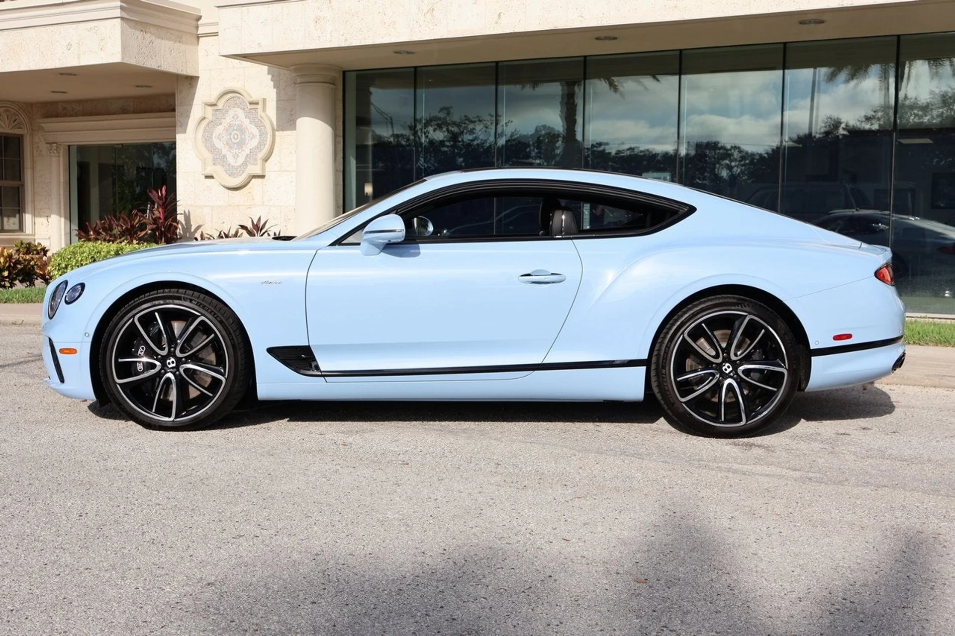 mph008_3297744993_9_ae684e0ca1