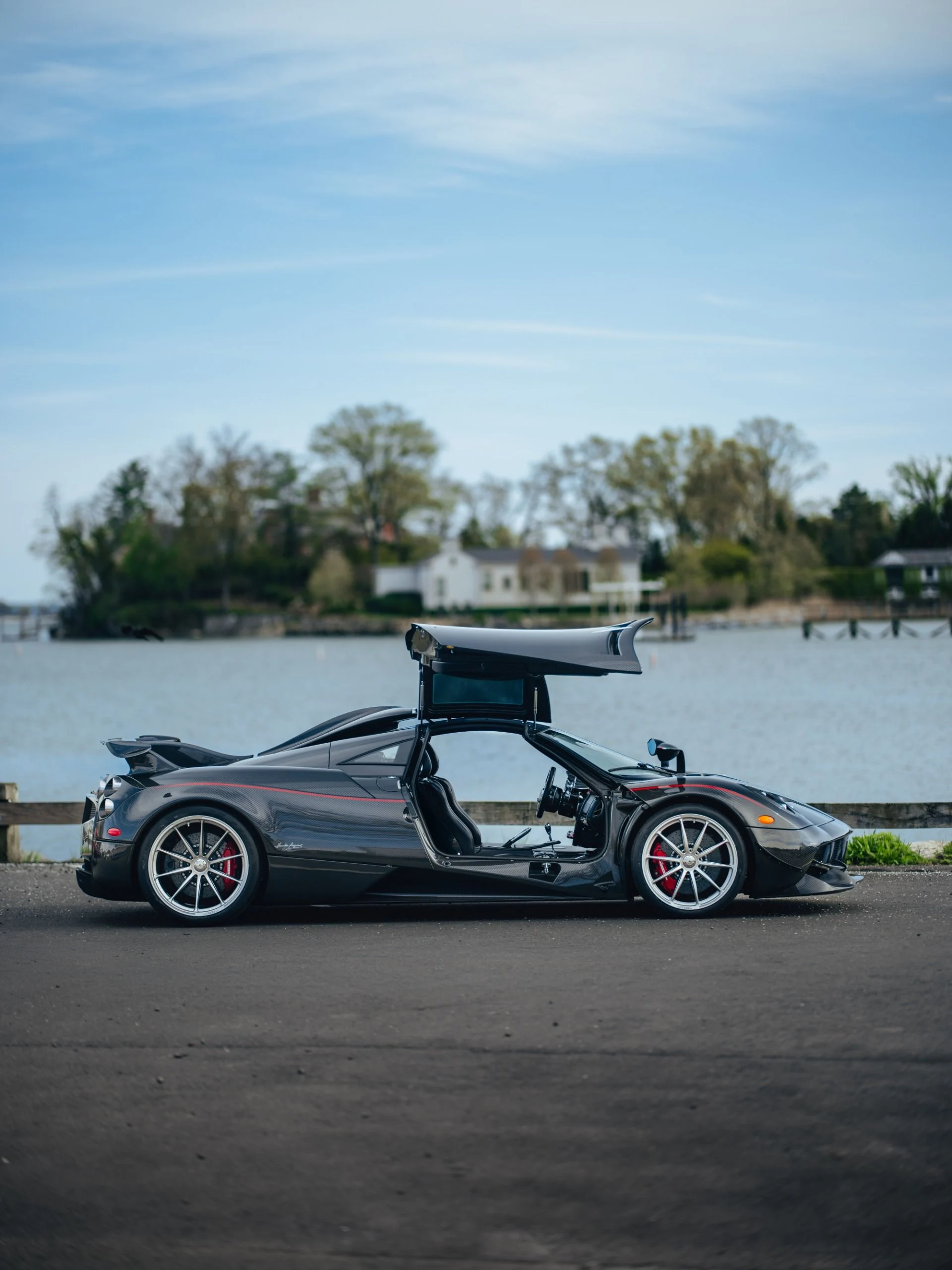 mph008_329976670_Used_2014_Pagani_Huayra_Coupe_1778355698_48242aeaa2