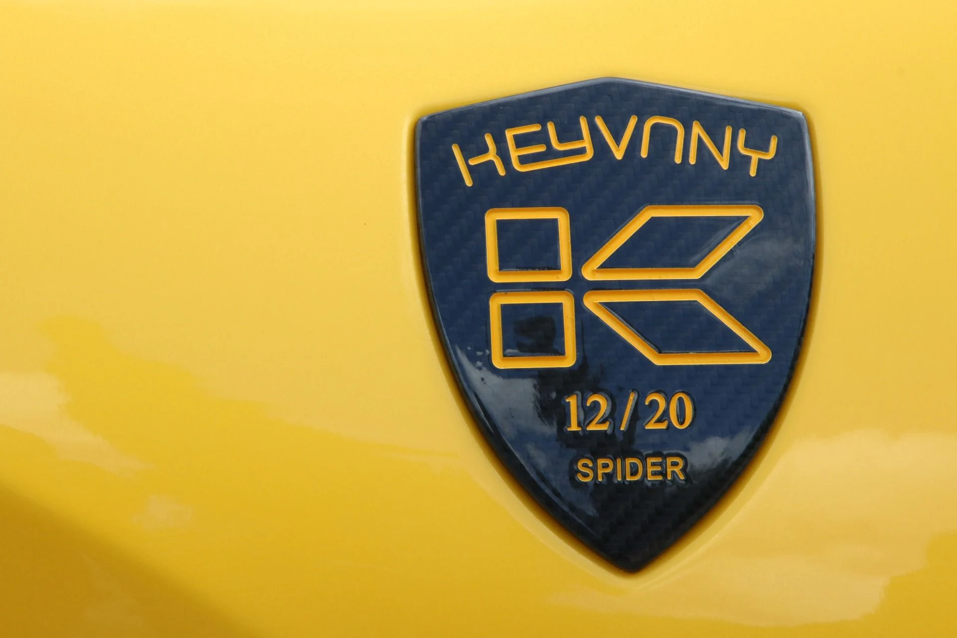mph008_330046871_Used_2021_Ferrari_F8_Spider_1759268236_d9ed8b0583