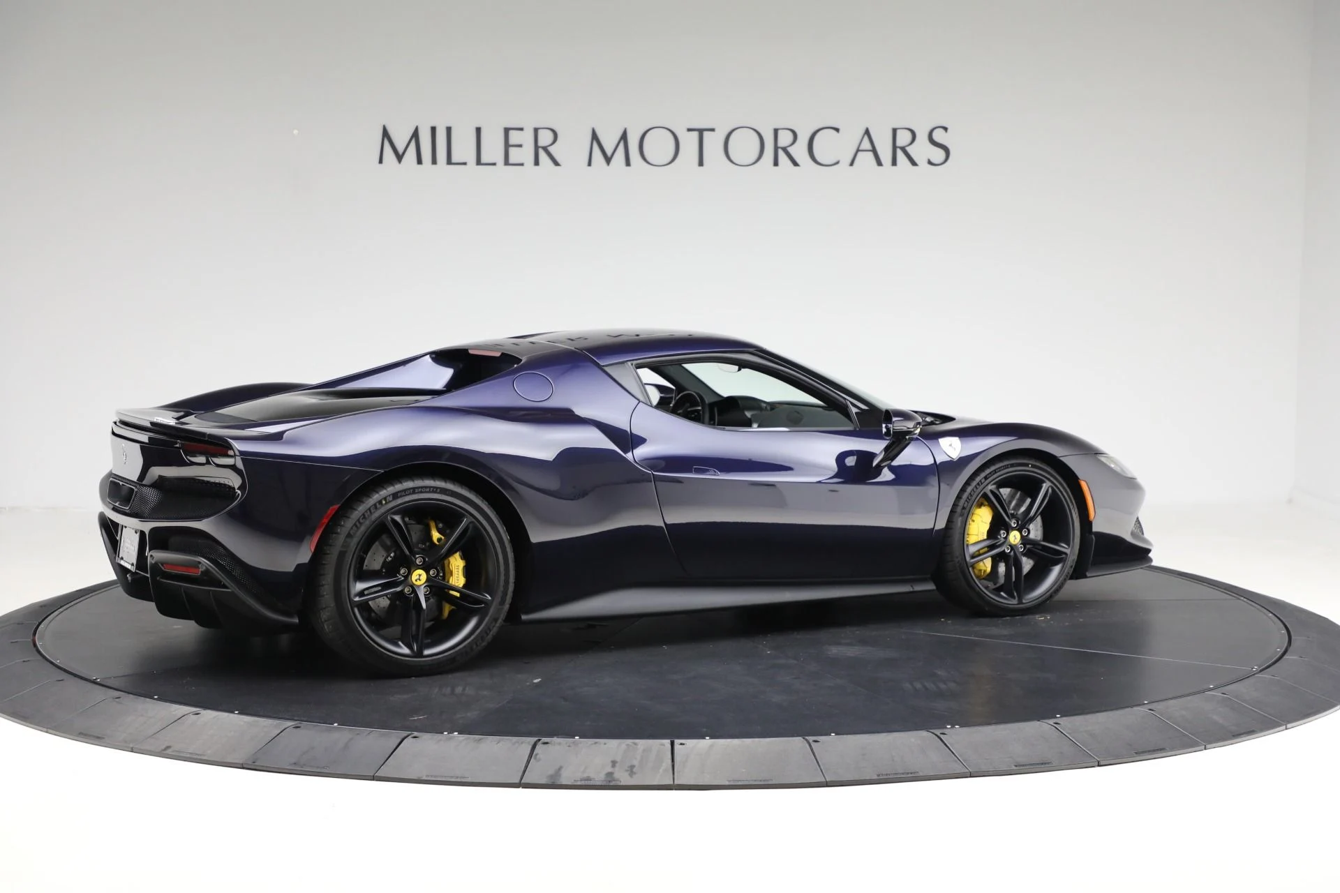 mph008_3303379455_Used_2025_Ferrari_296_GTB_1763152583_3dc3436328