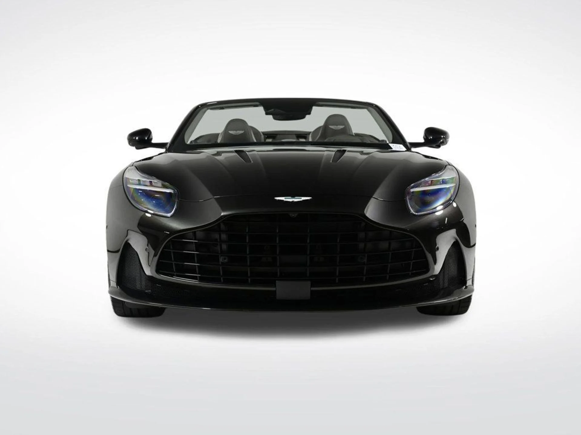 mph008_3309013345_new_2026_aston_martin_db12_11350_22928535_8_1024_6a1003278a