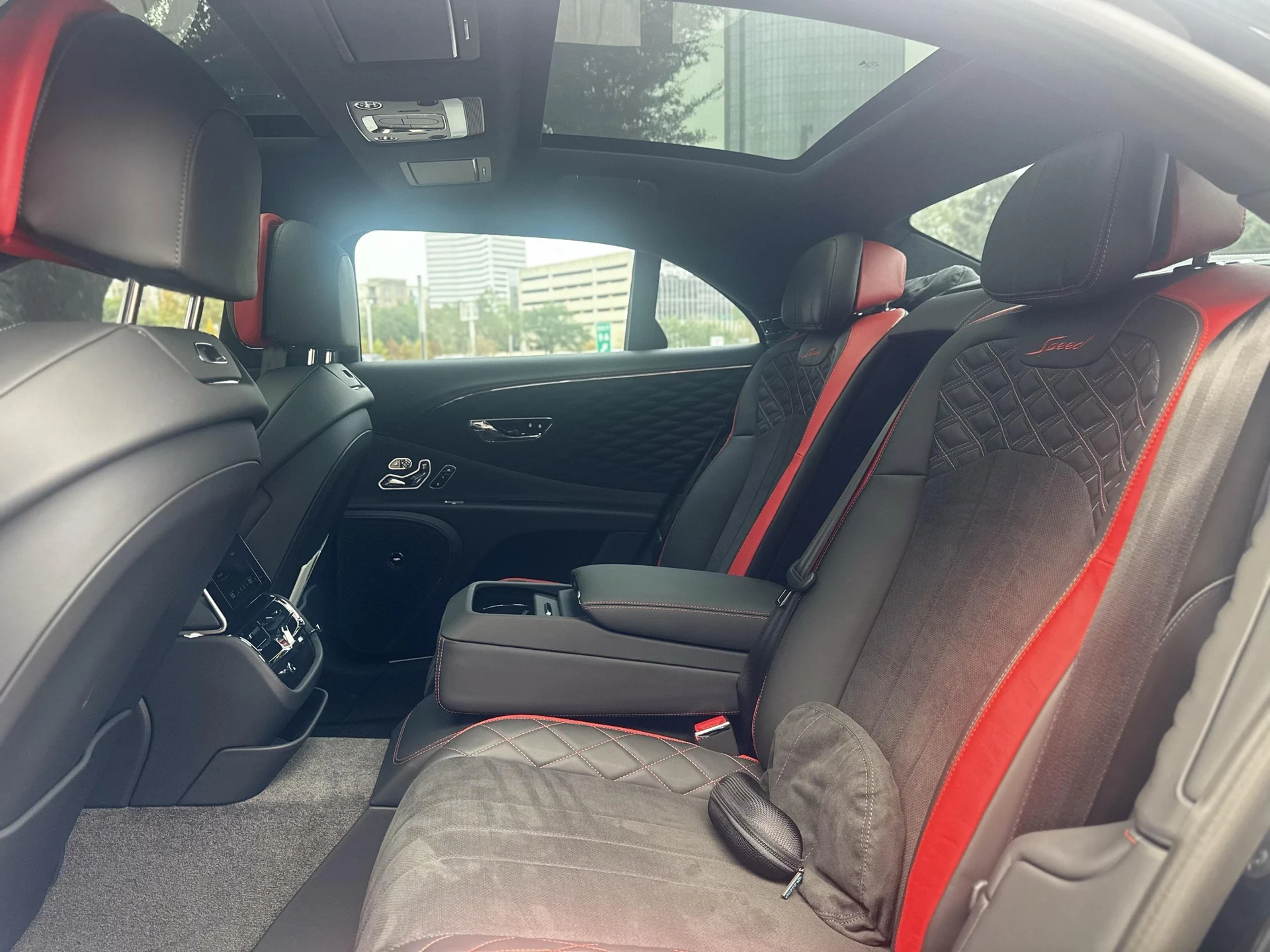 mph008_3309469174_483408196_694a2ecc224f23d62527cab6_569c6edbee