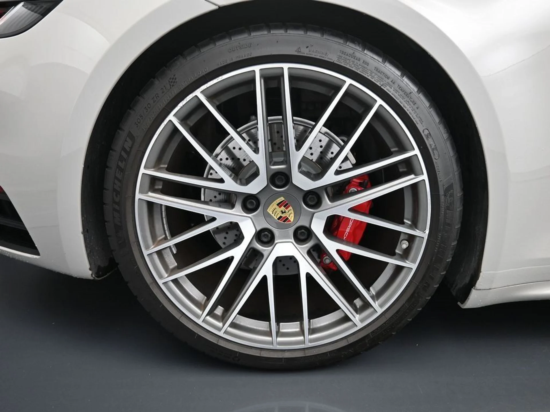 mph008_3319621383_166d6925fdf31d5ac3f868eb69c16d7a_3cde51267e