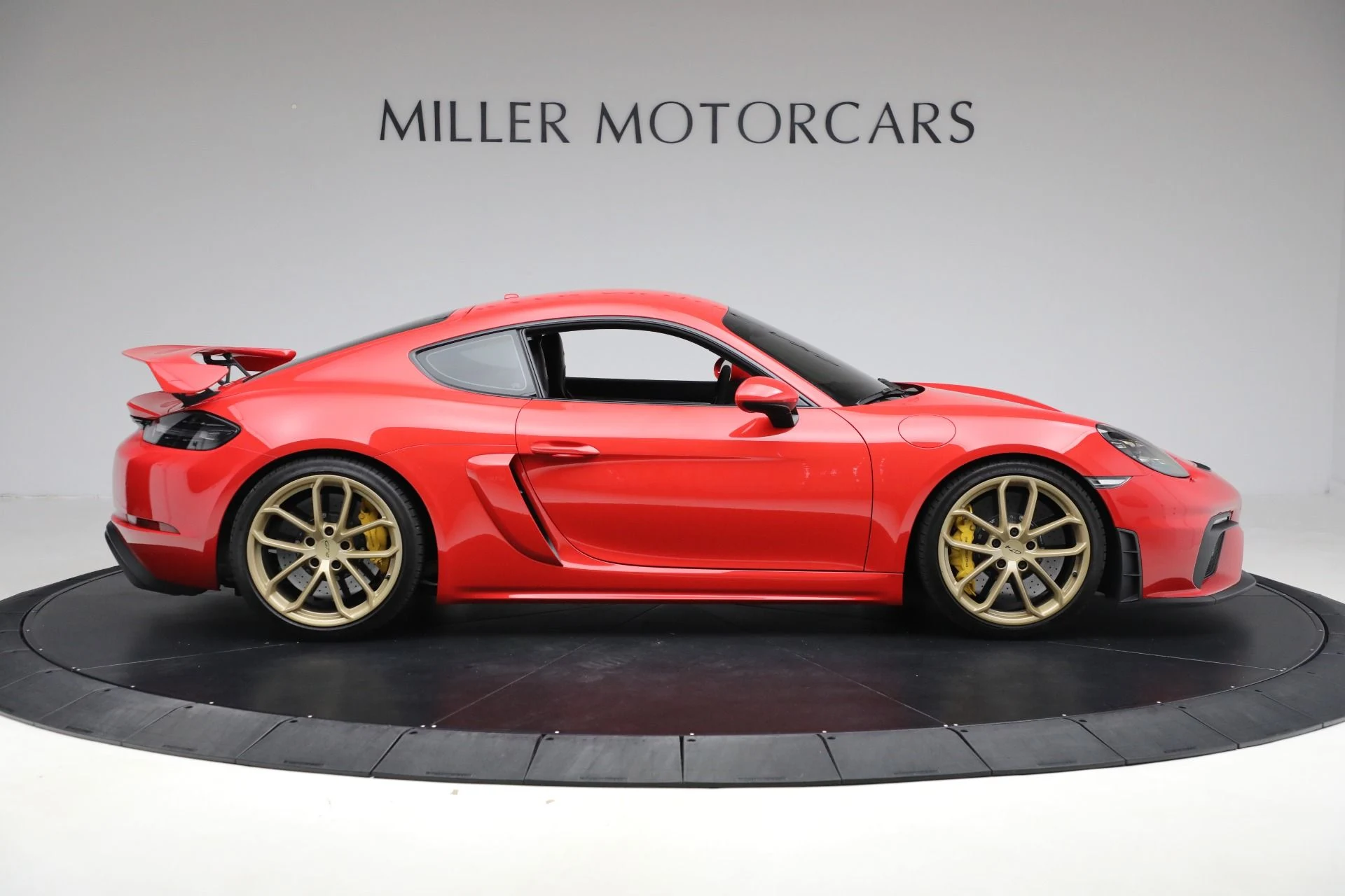 mph008_332048110_Used_2021_Porsche_718_Cayman_GT_4_2b615b61d6