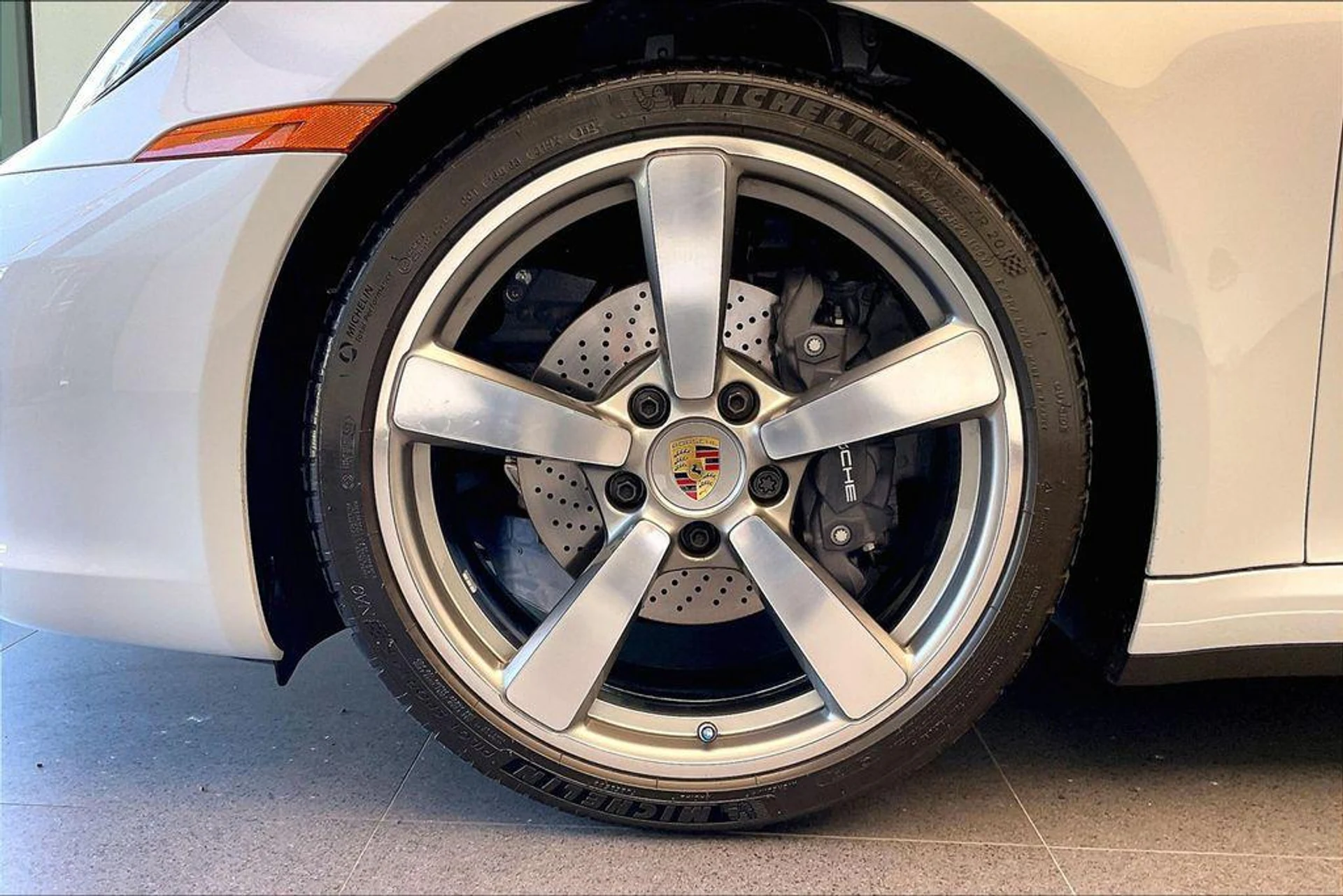 mph008_3323038310_9k9_F_We_F9_Xs_H_Qkwwt_D3_Xh9y_J6_Qao_f8ad8ae051