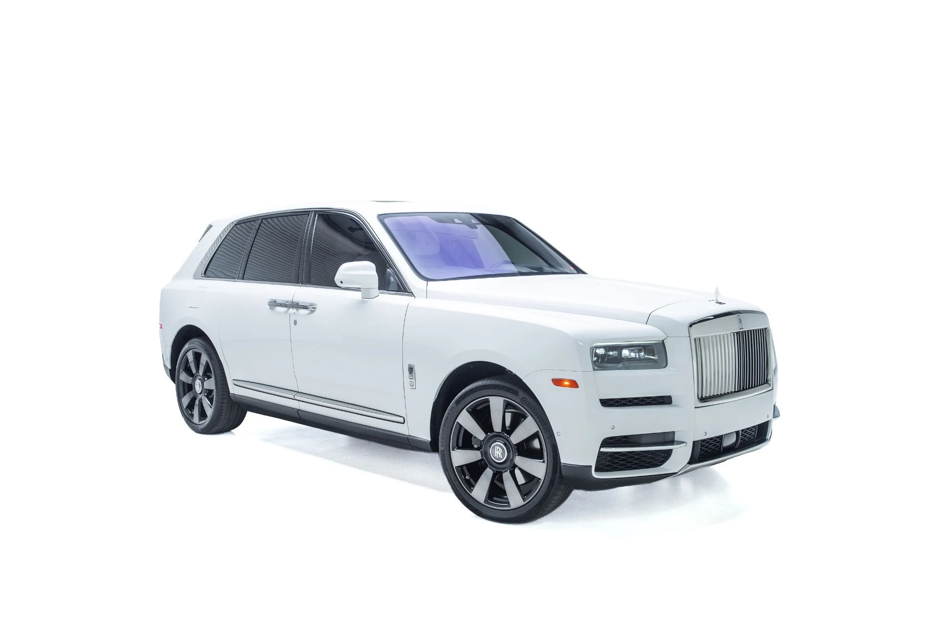 mph008_3323757261_Used_2019_Rolls_Royce_Cullinan_1786991337_1a31b324ca