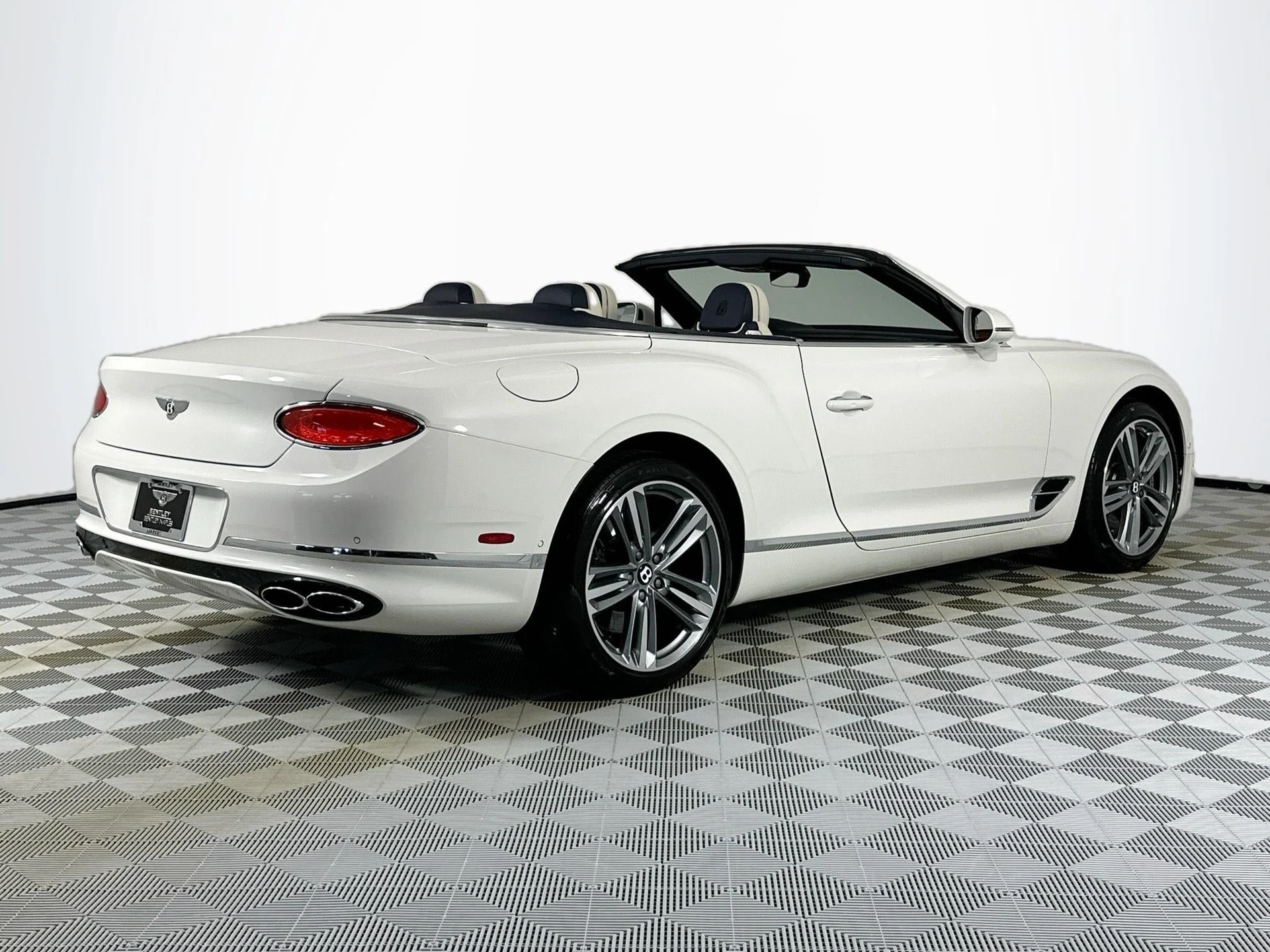 mph008_3324529080_9_7f5e2b1fdd