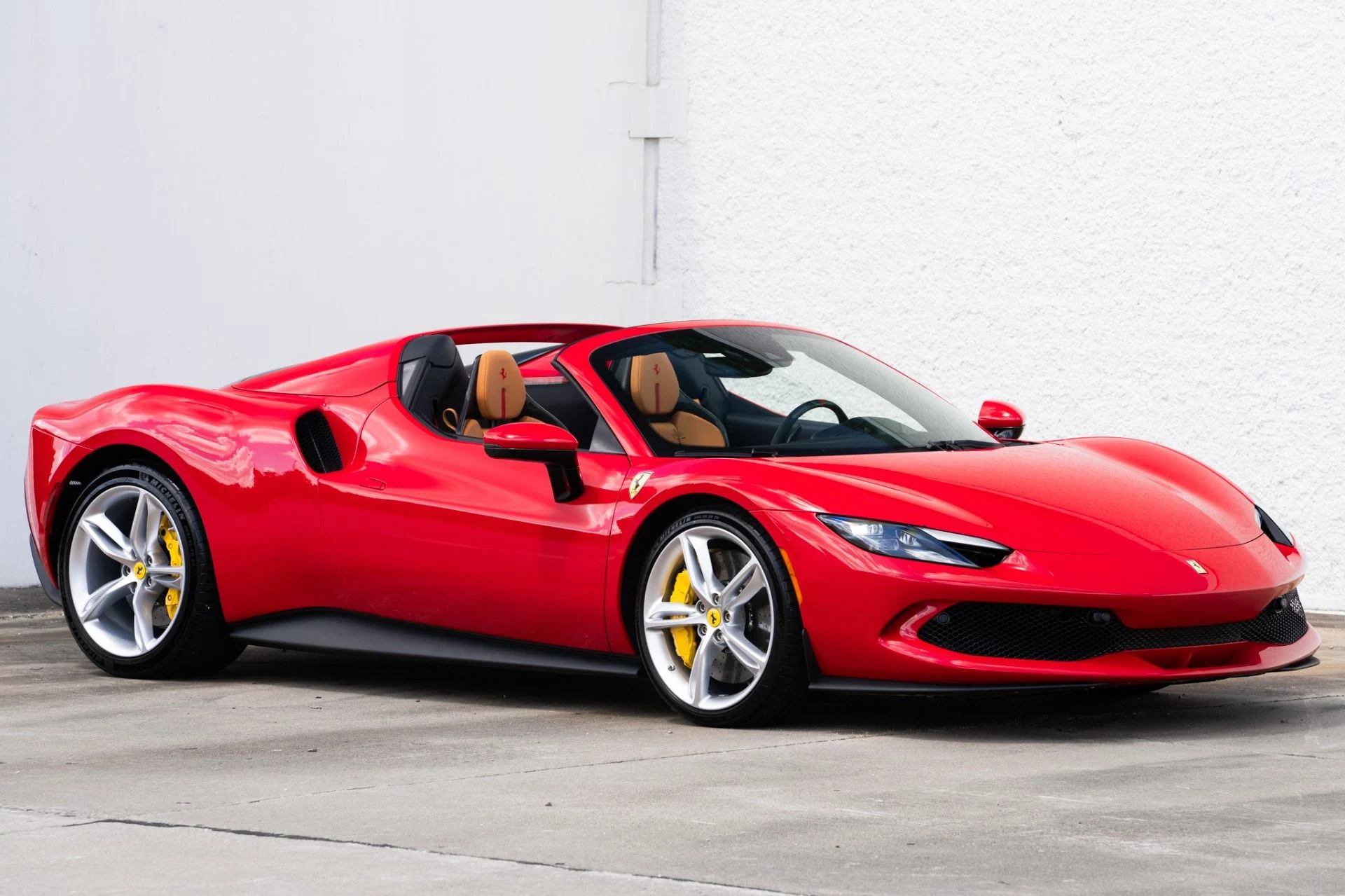 mph008_3324950499_Used_2024_Ferrari_296_GTS_1753295164_21360e6bfc