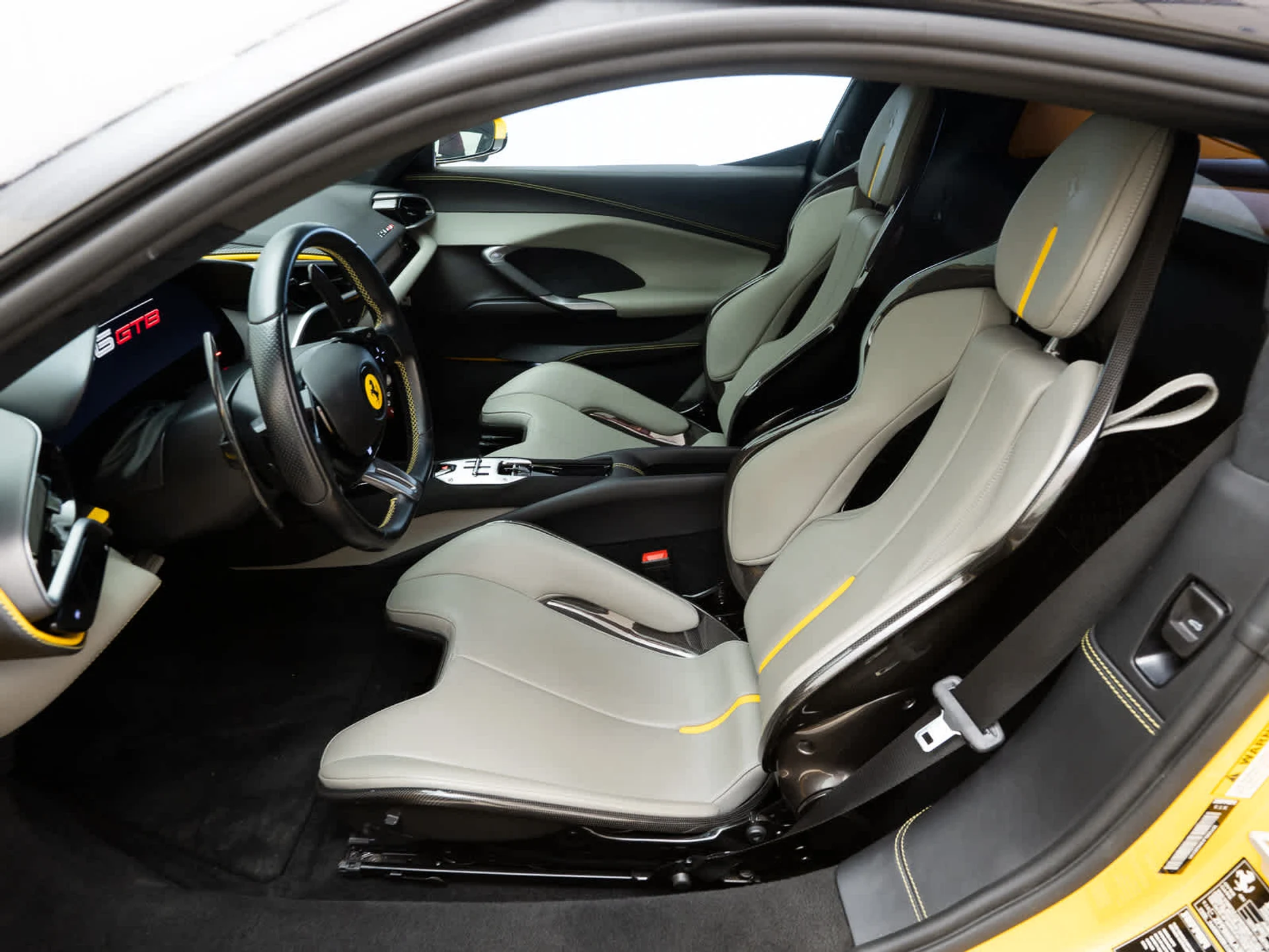 mph008_3327360286_39ea3dc4a9ab4436fdcbffea070e8fdax_5d10620ccd