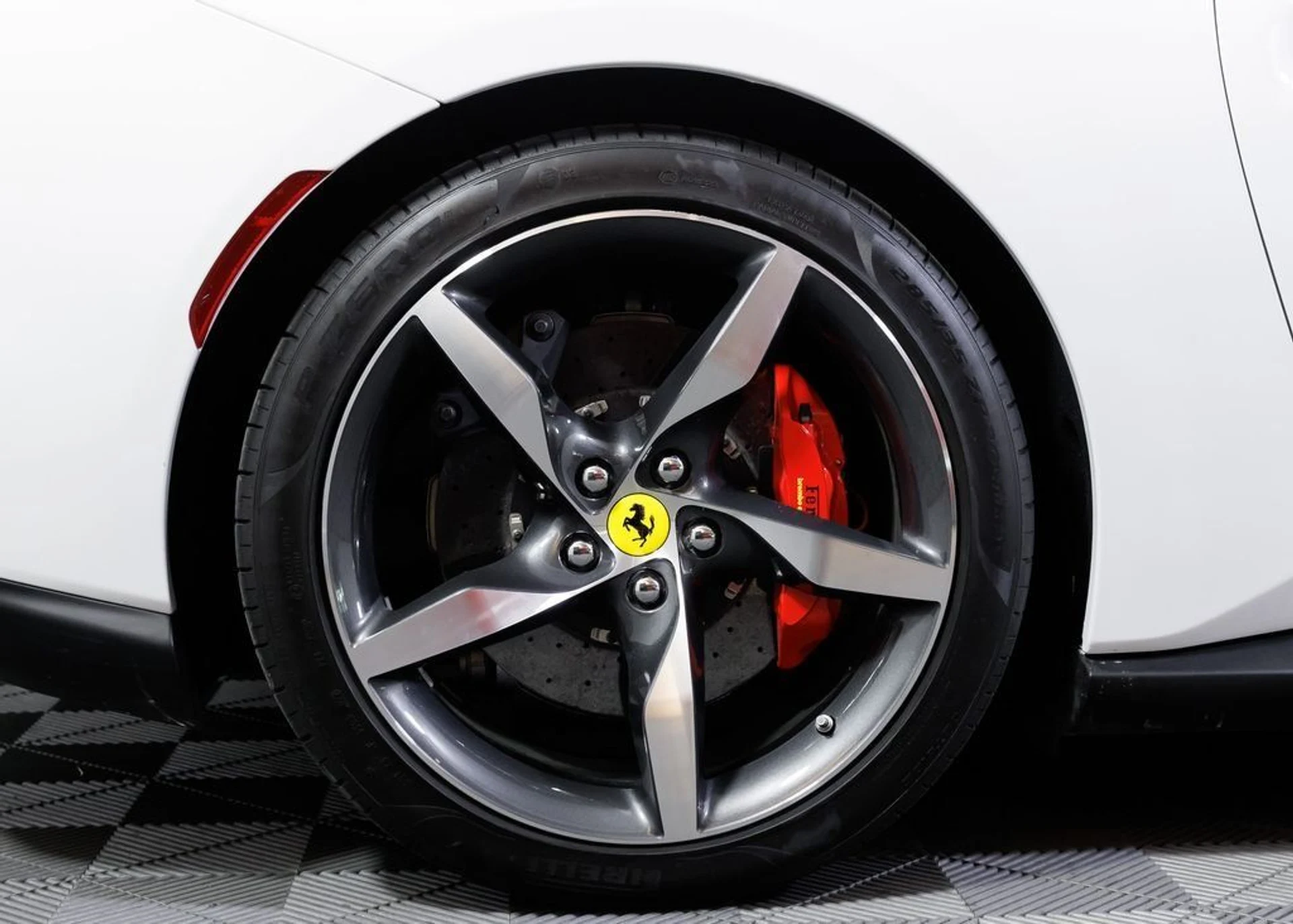 mph008_332737083_b5256732d873ba9a8653bc3e2923b95b_541d10b840