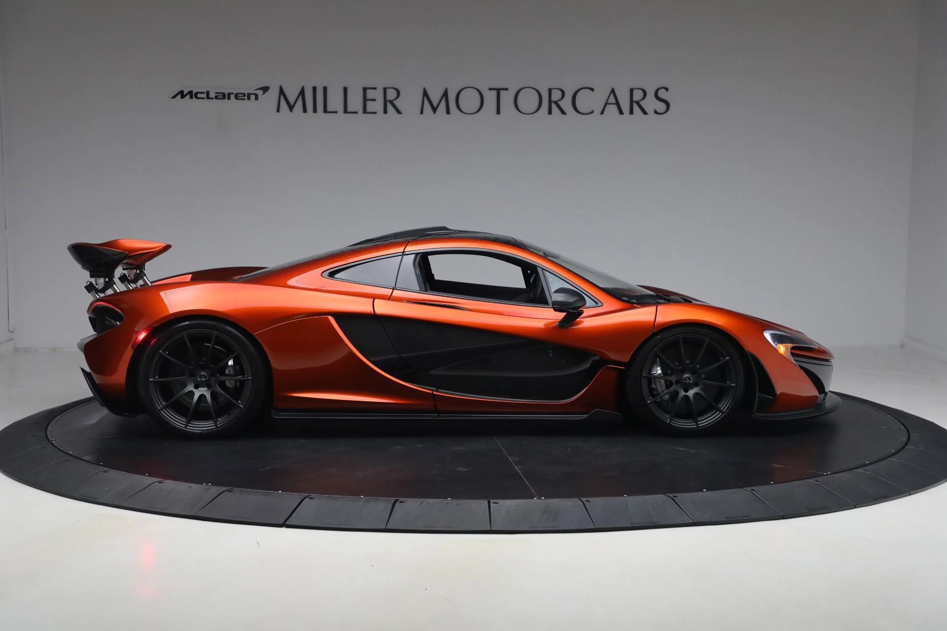 mph008_332771356_Used_2015_Mc_Laren_P1_971e94d235