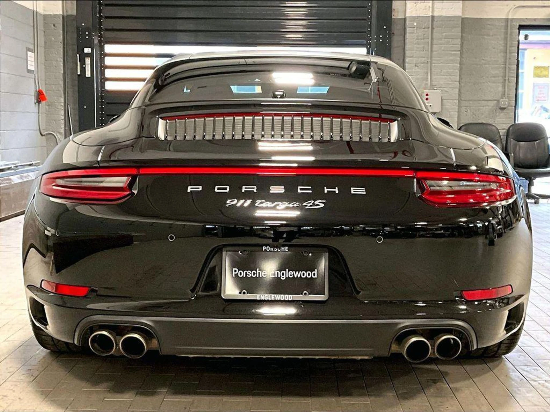 mph008_3328944696_8_Ak_Py_W_Va_Z_Uw_E_m_Str_M_Ry_Ub_Ak_QV_8_1191d1dc39