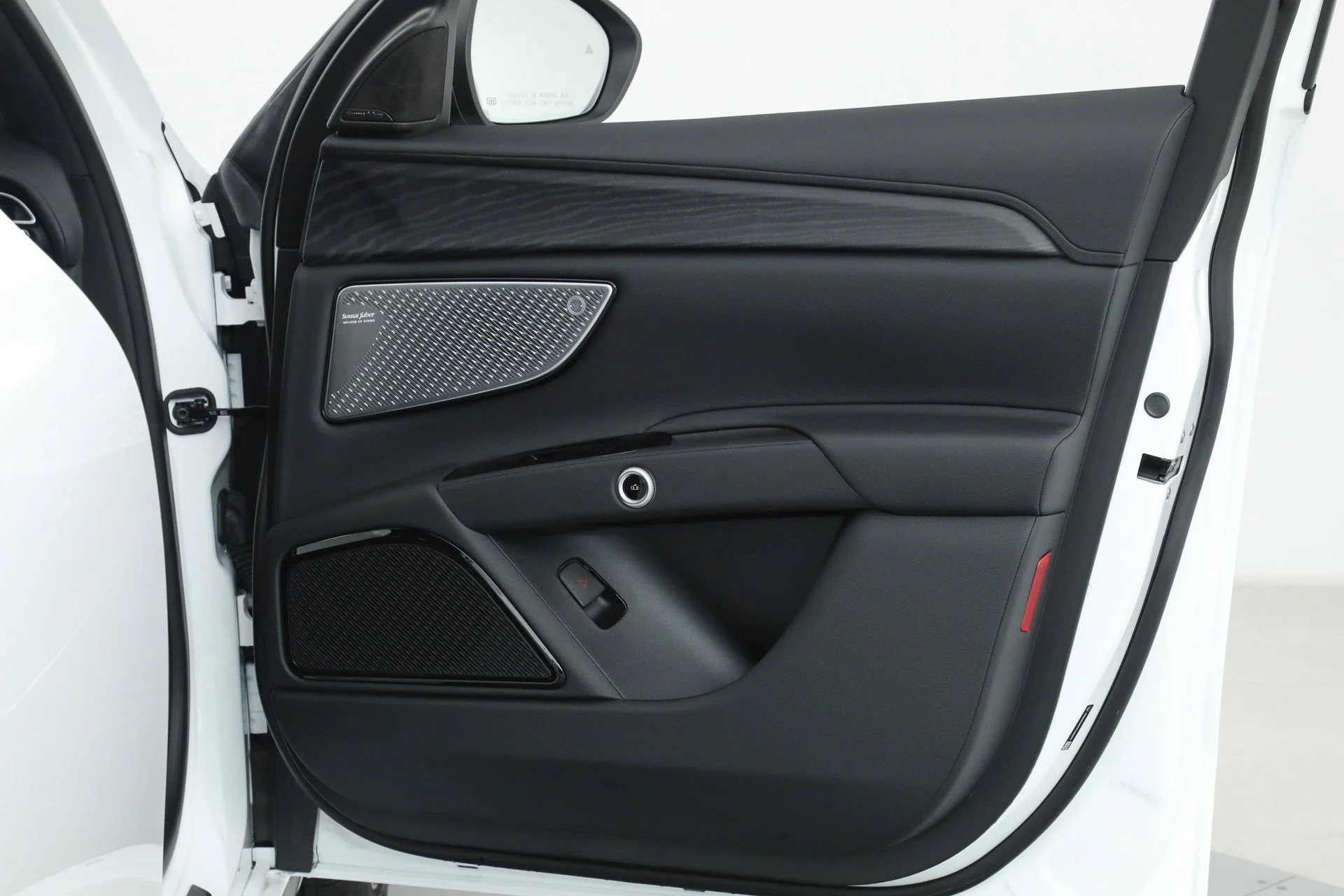 mph008_3340684001_334d68376befb7310efd8722e77562b8_79bf4857f9