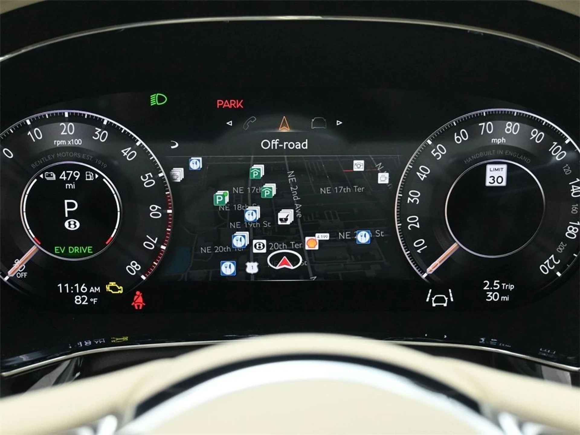 mph008_3347341995_8d29f53453cc4e075fcb7341d14733b2x_899ef2ee13