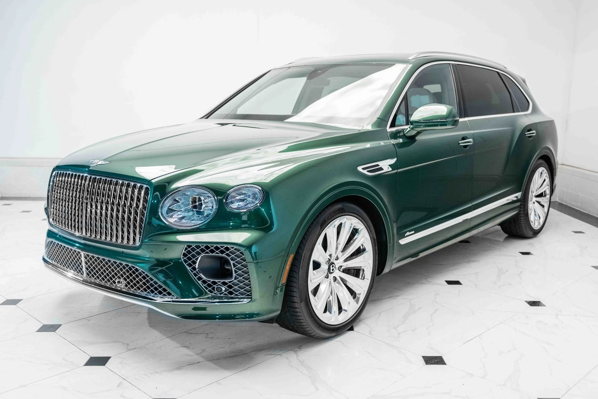 mph008_3353816867_Used_2023_Bentley_Bentayga_EWB_Azure_V8_1716828034_308678b1c7