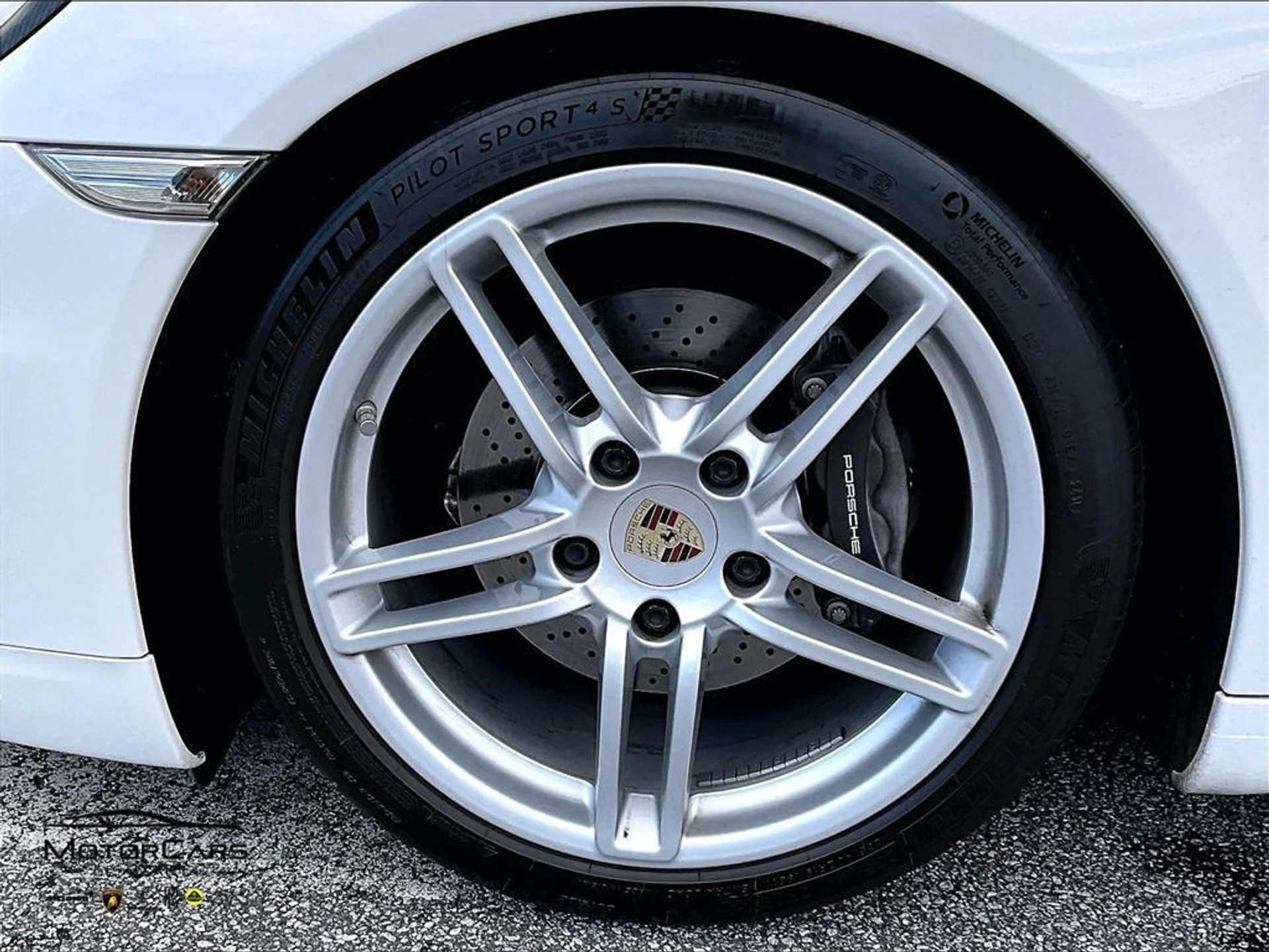 mph008_3371290618_rmye_k_Cmq_LEZMYRBH_0vd73_VX_U_3407b30d05