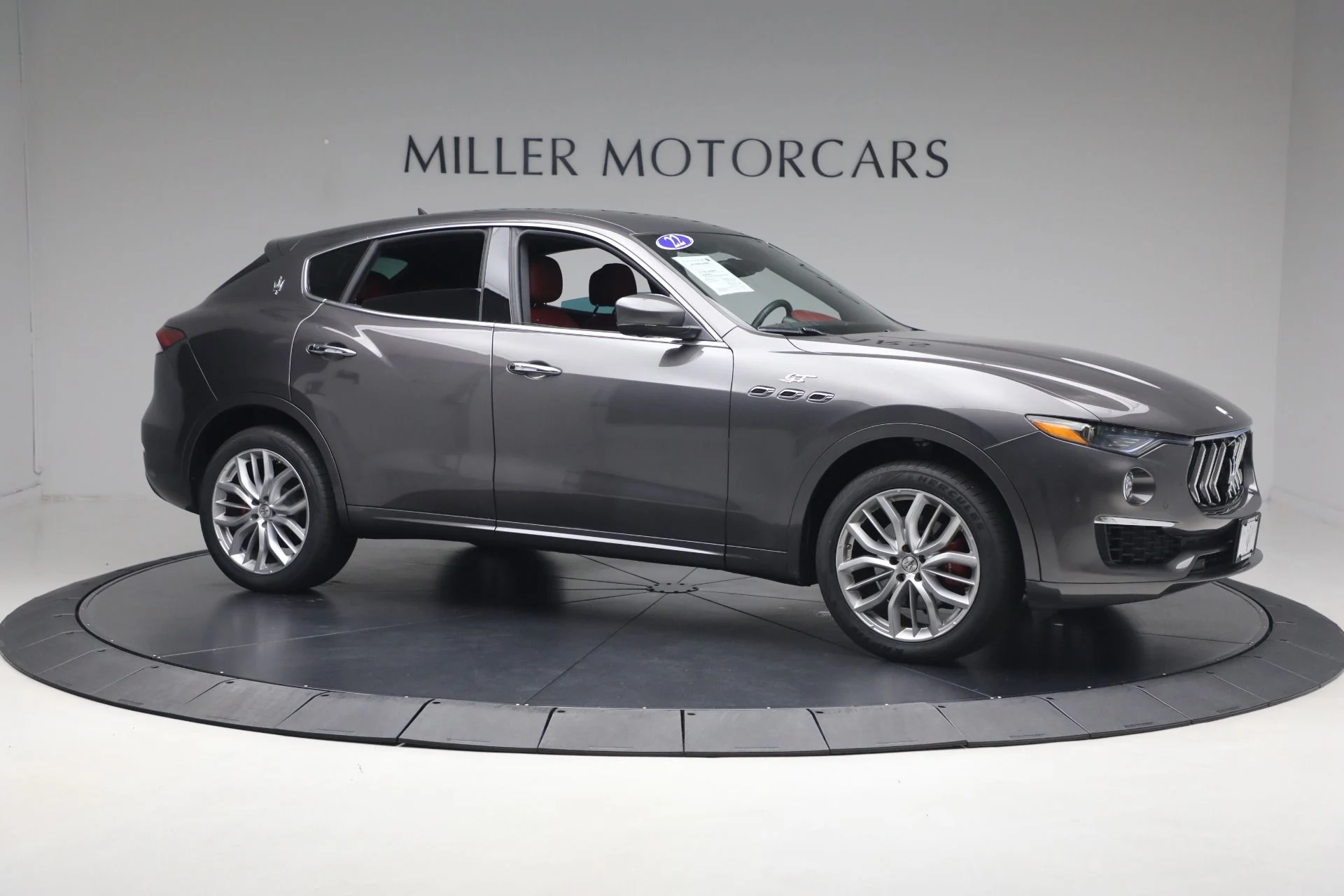 mph008_3372813594_Used_2022_Maserati_Levante_GT_1779988698_d0689acf03