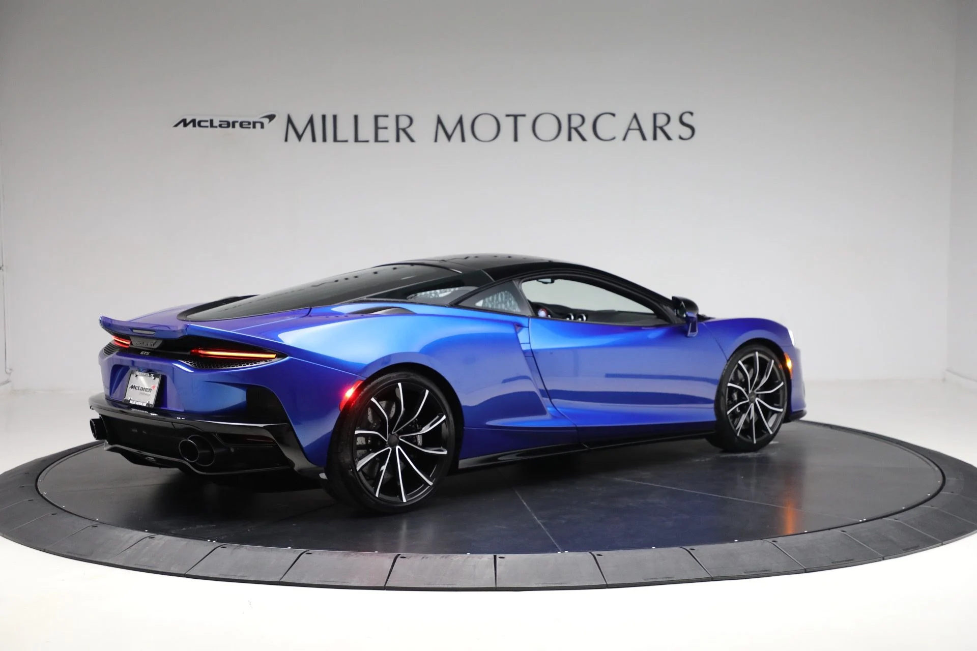 mph008_3377621776_New_2025_Mc_Laren_GTS_Tech_Lux_a06c43b101