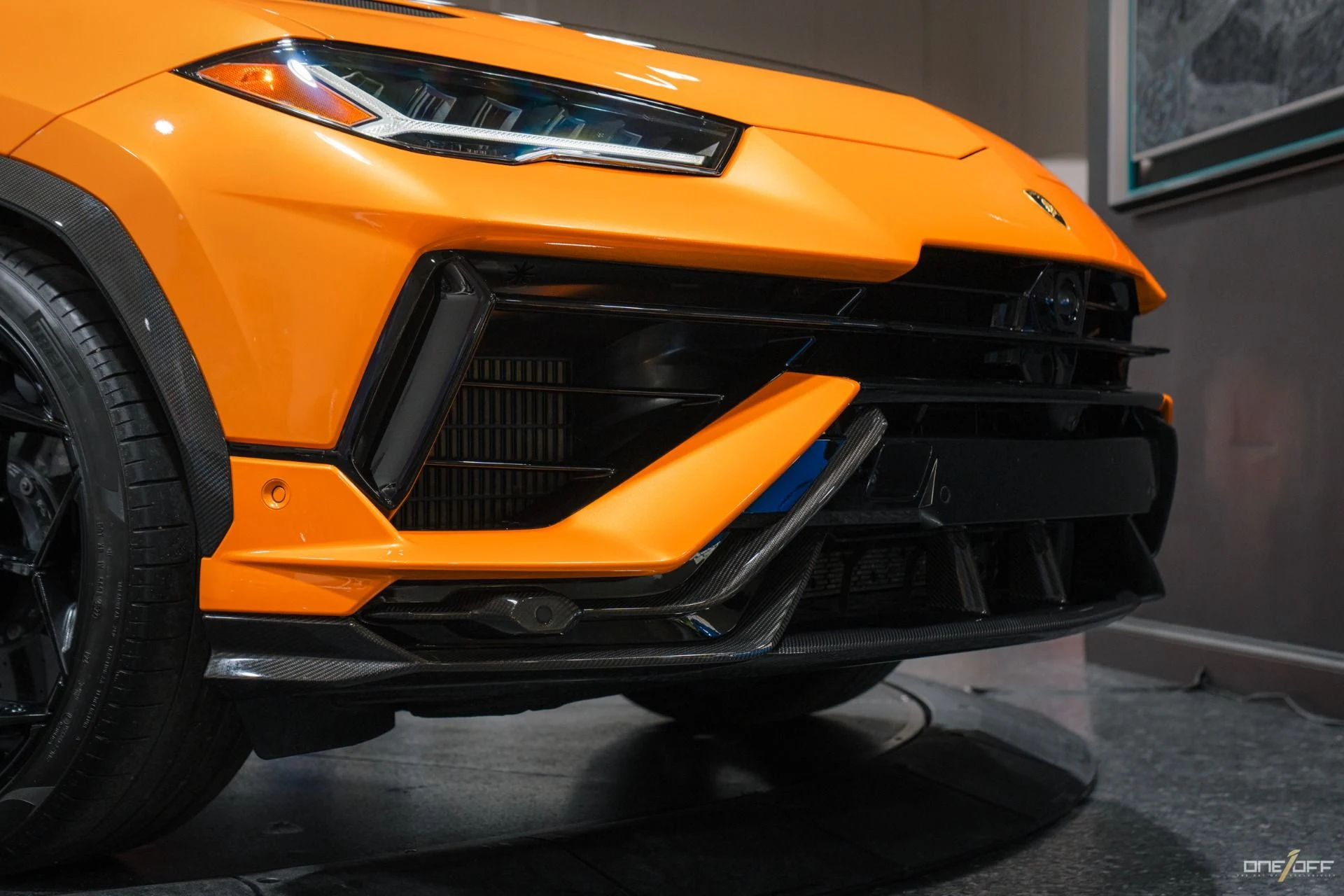 mph008_3378727534_Used_2023_Lamborghini_Urus_Performante_in_Arancio_Borealis_350_K_MSRP_Exposed_Carbon_Hood_1754940497_91d79f3758