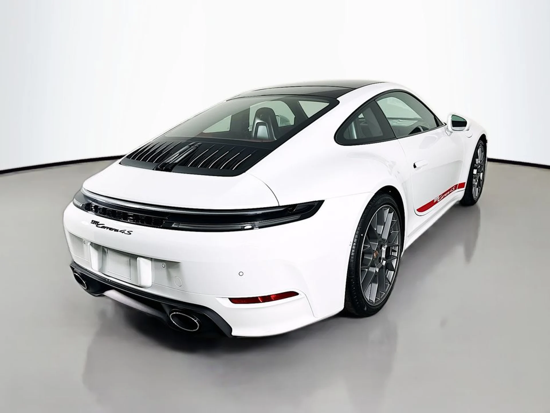 mph008_3384245362_6808f9f901a57f68413fe567cb9f6289x_67c15d0983