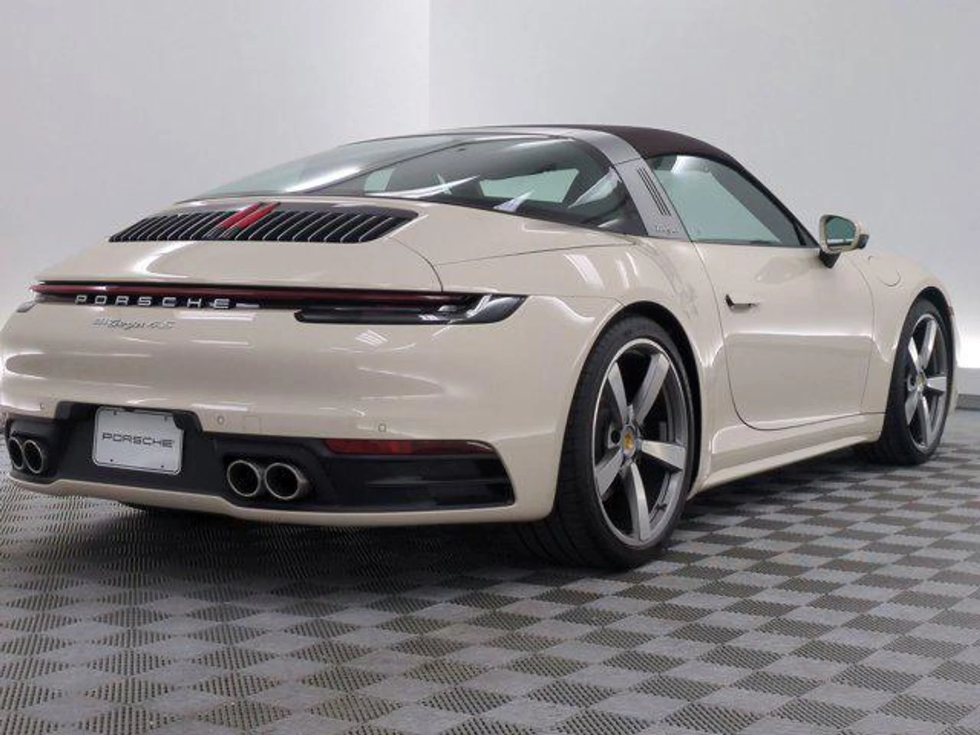 mph008_3394509638_r_Iph_VH_1_Arx_W4s_Od0_A86rpd_J7a9_I_30ed88b7e8