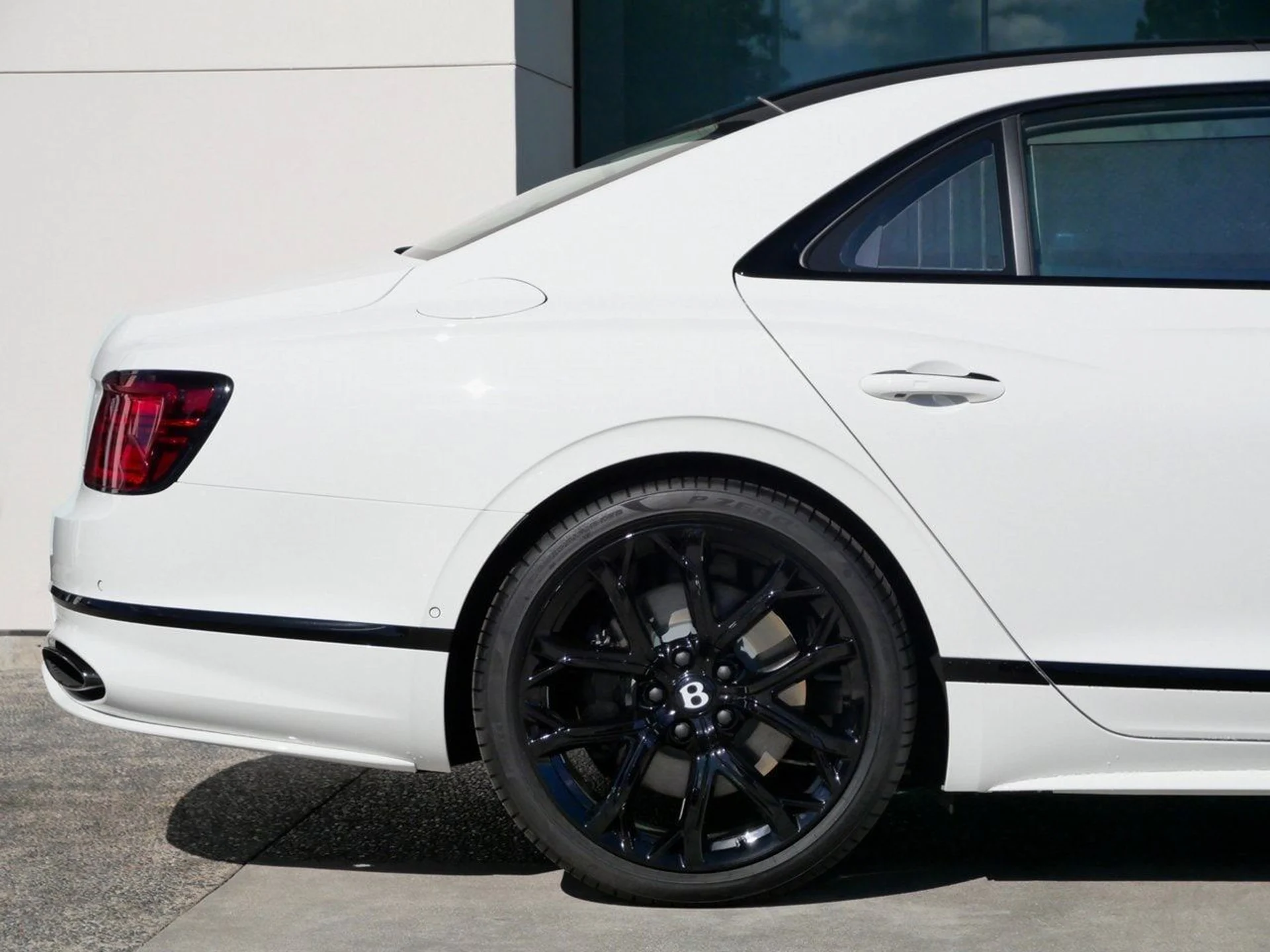 mph008_3401783573_2e1c974a42829ac099fde96aa2c49243x_5b2866f47d