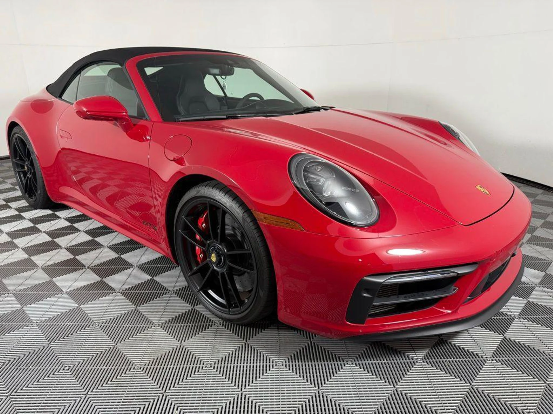 mph008_3422513033_WXYWYY_Hv4_Nw_W_E142_X_Gz_EN_2_UTXE_e33c8ddd9e