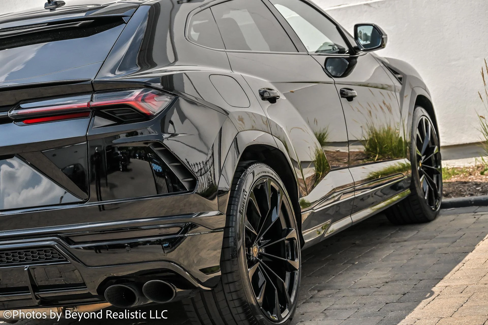 mph008_3427384794_Used_2022_Lamborghini_Urus_1754726491_c10f32c41c
