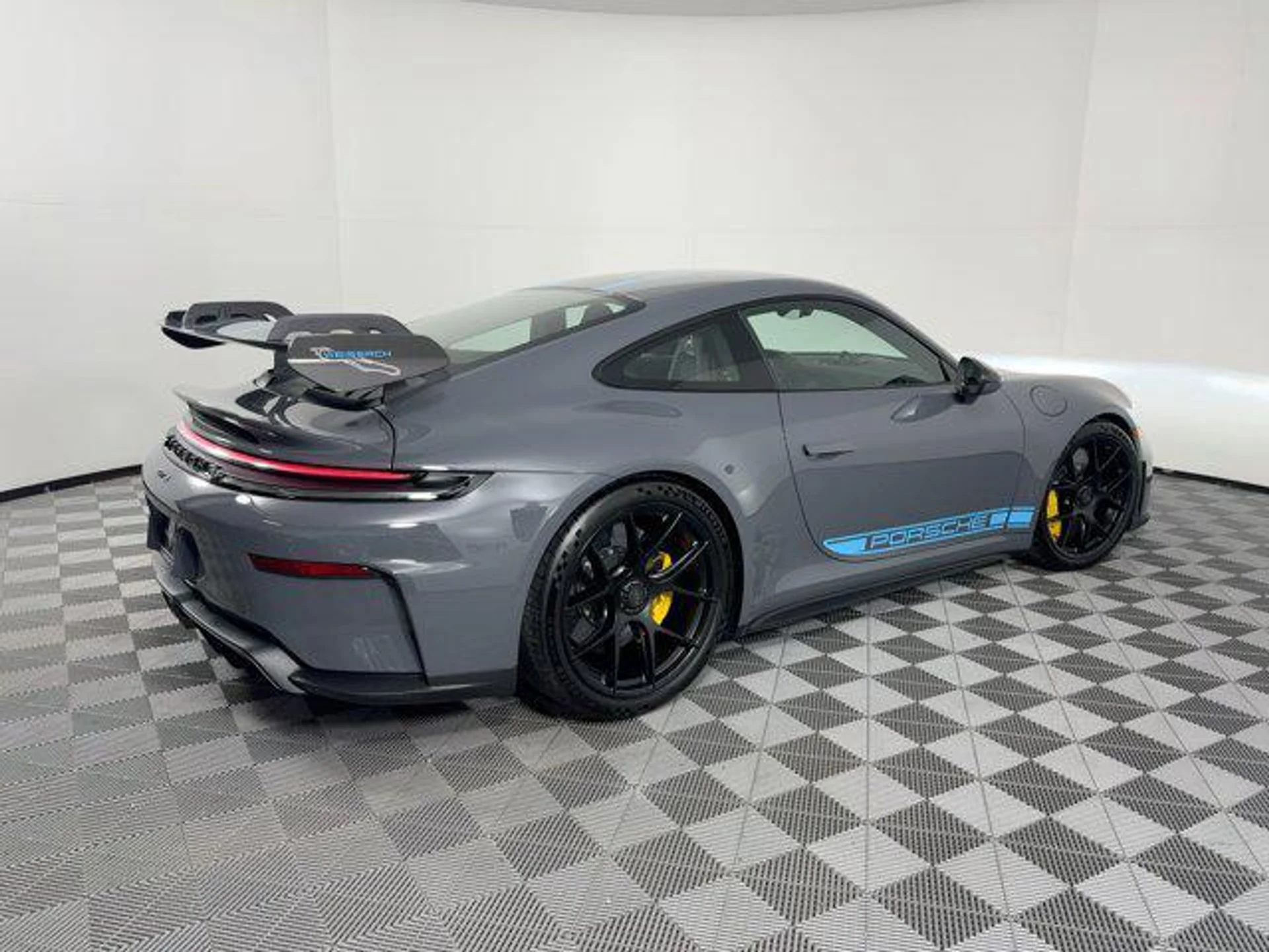 mph008_3430419293_1fqp_SCJ_El_6_R4_IVSV_9_EH_Kv_Niu_4_85ecce294f