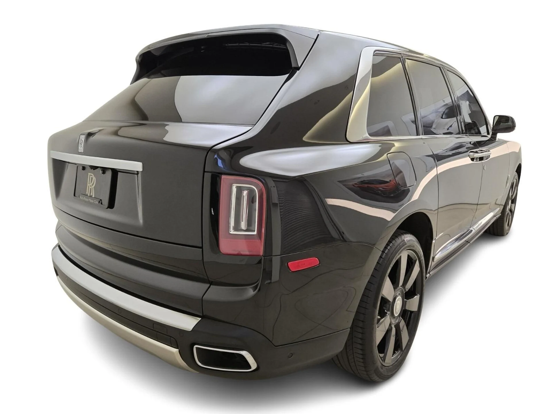 mph008_3438870665_Used_2020_Rolls_Royce_Cullinan_1759993072_06642d54f1