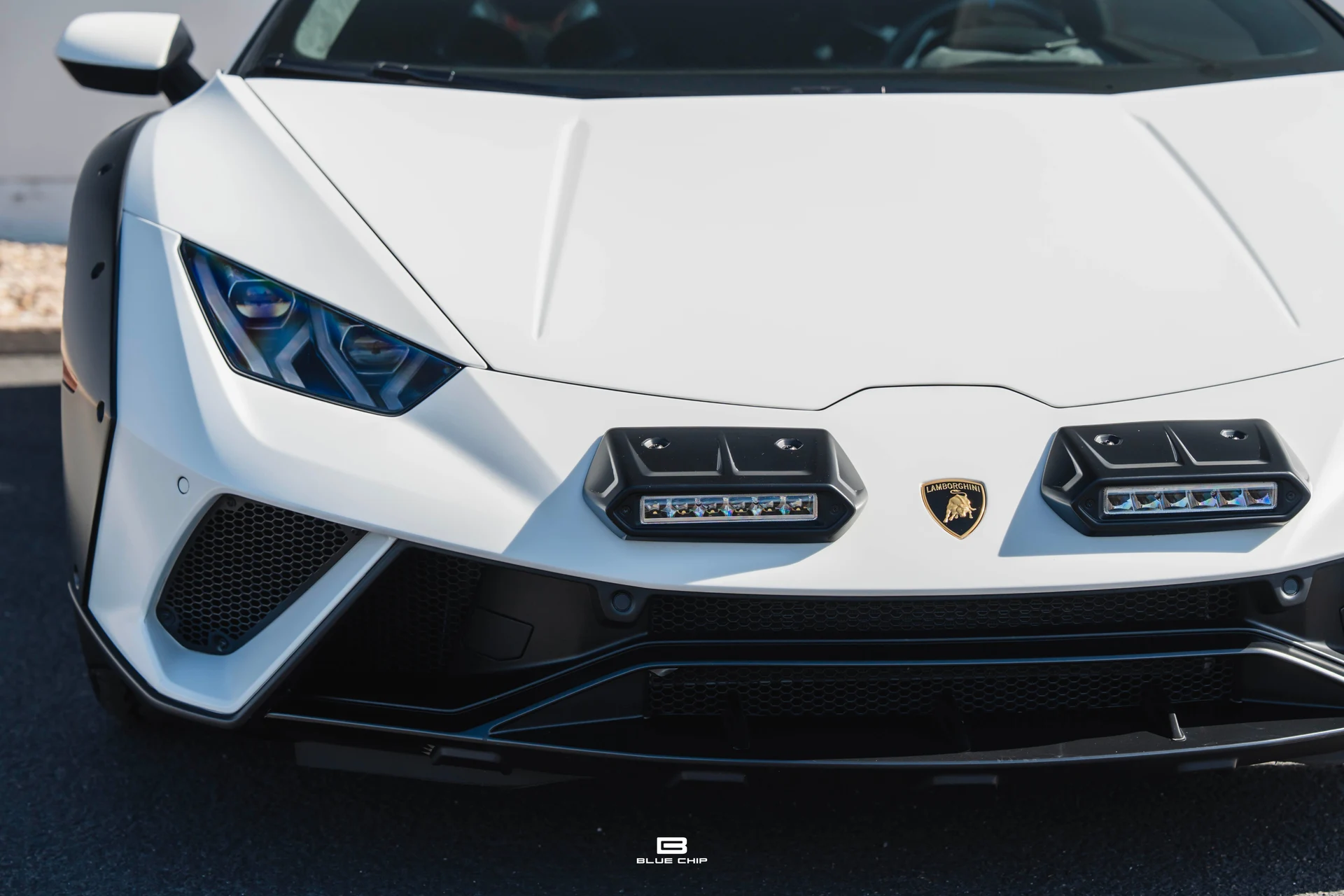 mph008_3446413088_6a31cfe7317d68bbe2578107_2024_Lamborghini_Huracan_Sterrato_09_060657817e