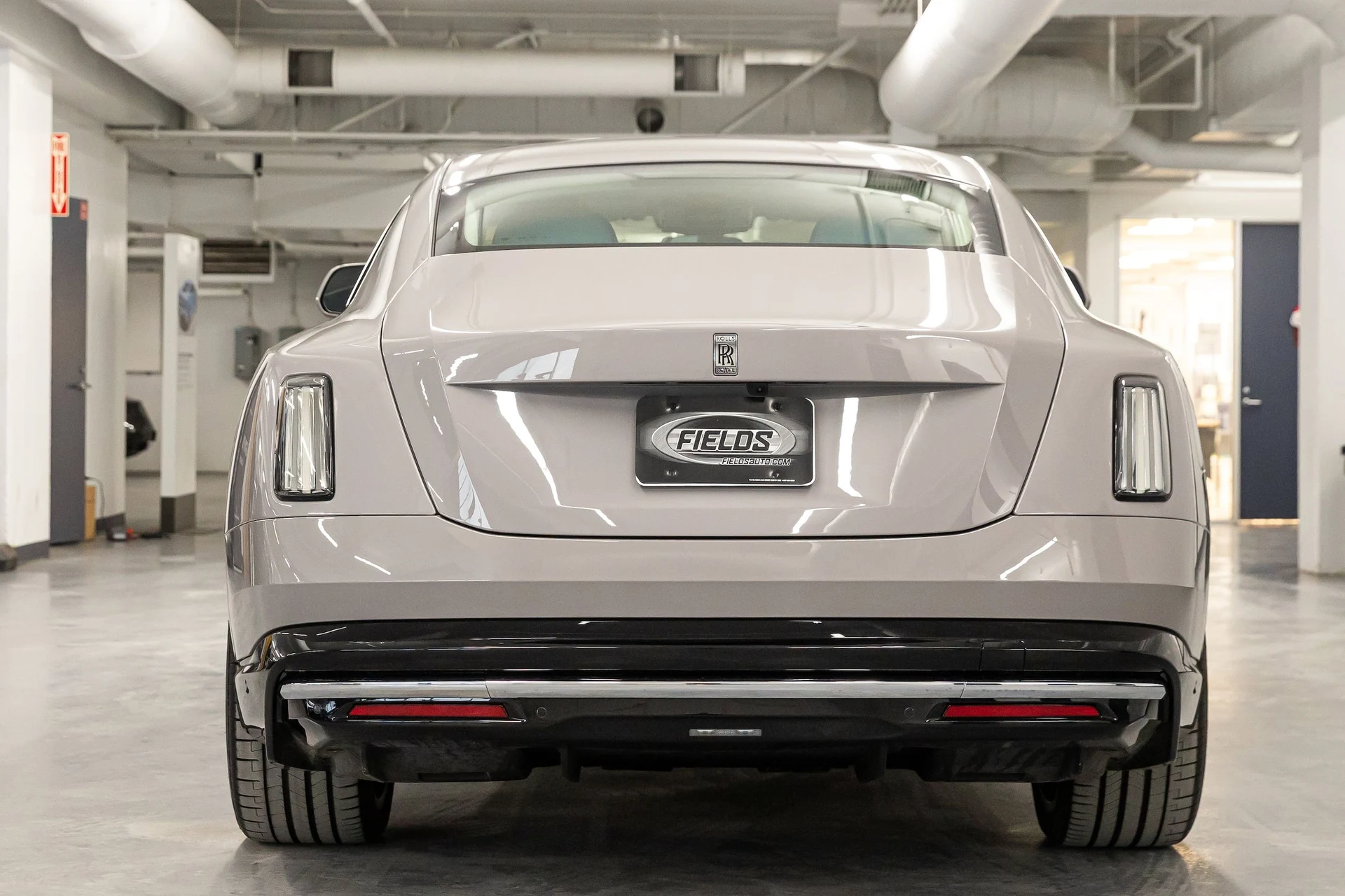 mph008_3448266573_6454f8d0b9751935a0dd6d561df36708x_21667d2361