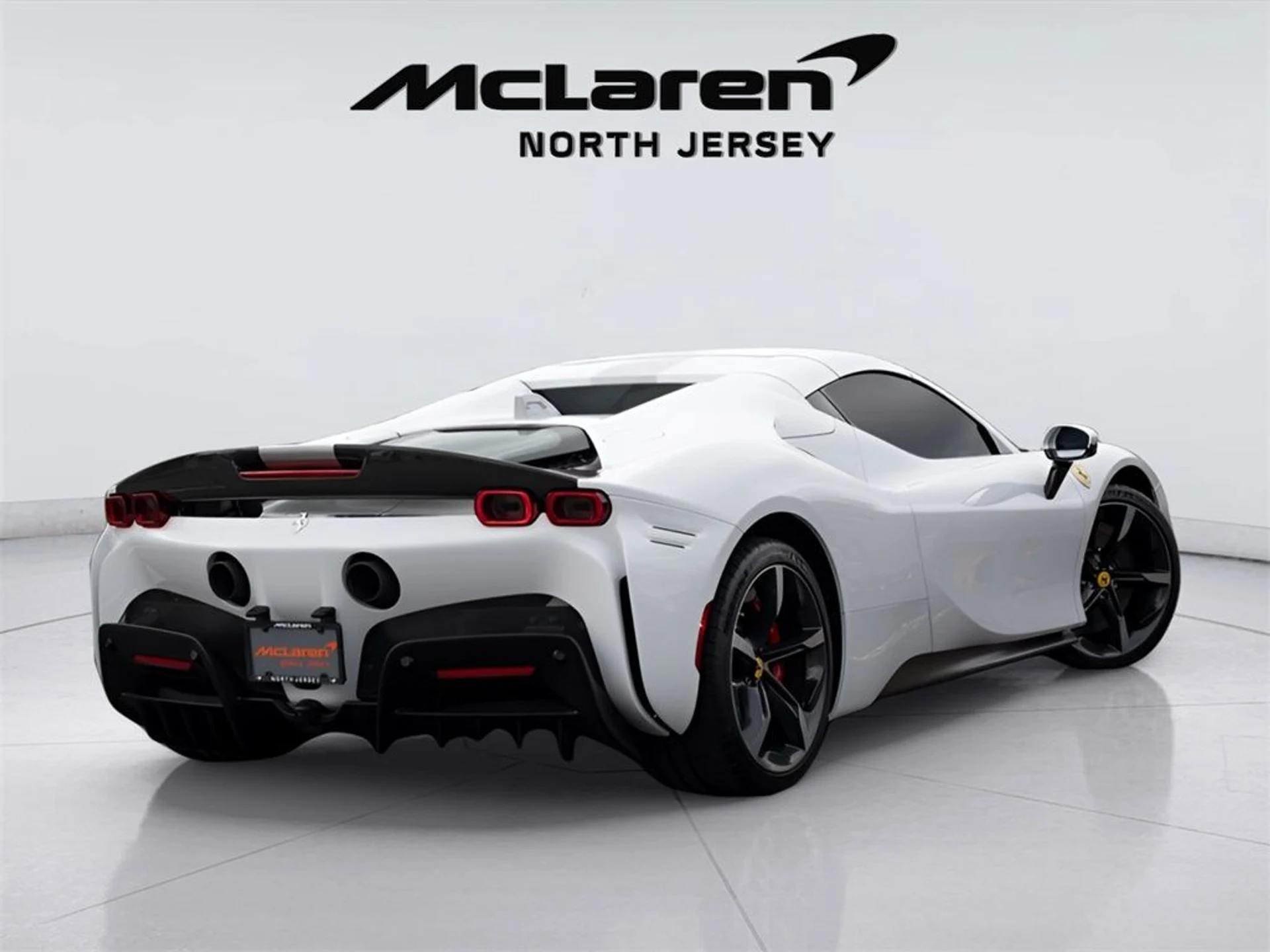 mph008_3451925584_image_10_4ae570e331