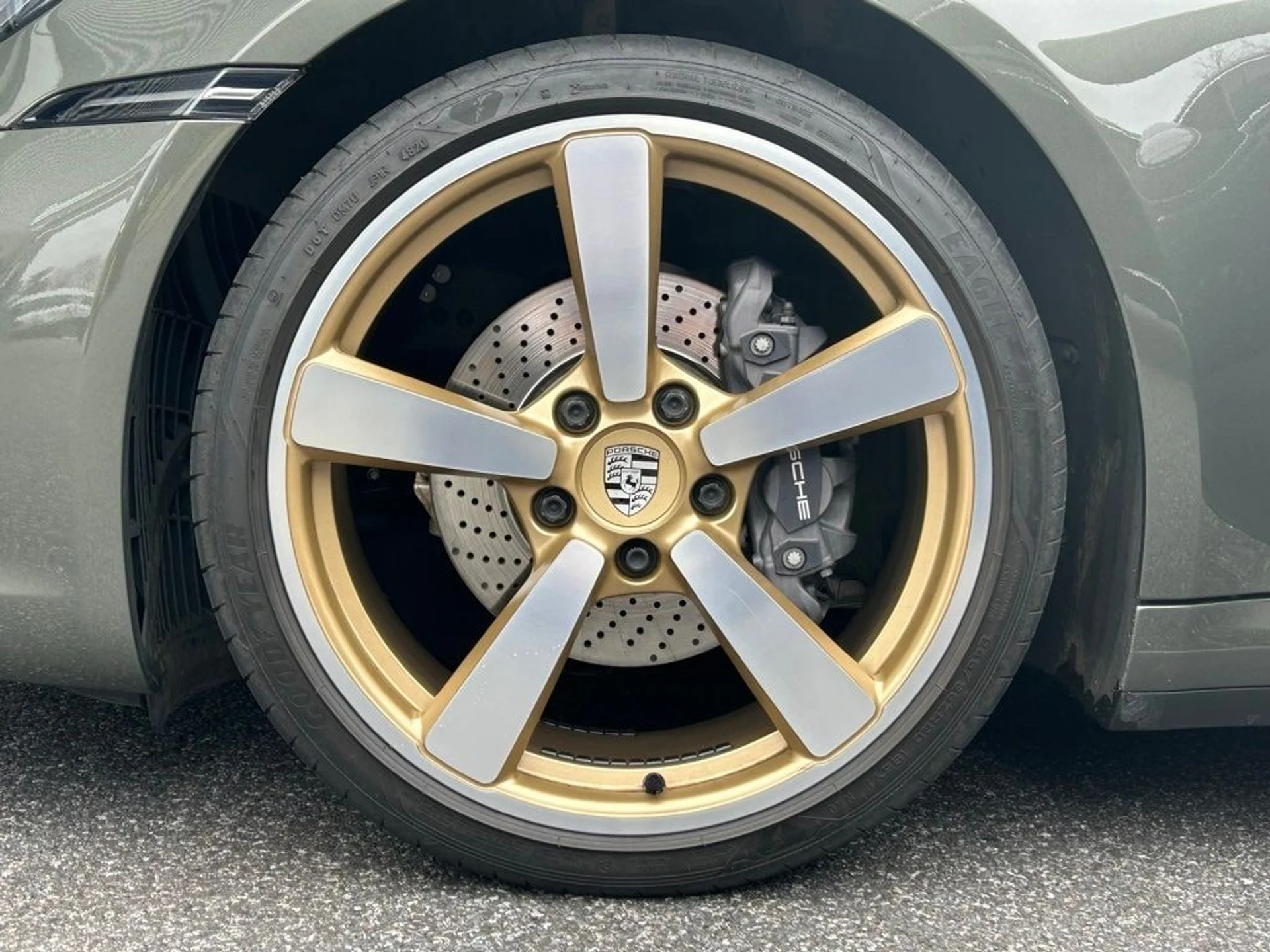 mph008_3464017355_99e19438a49d9dba5f89767c70c0a881x_985ee6caff