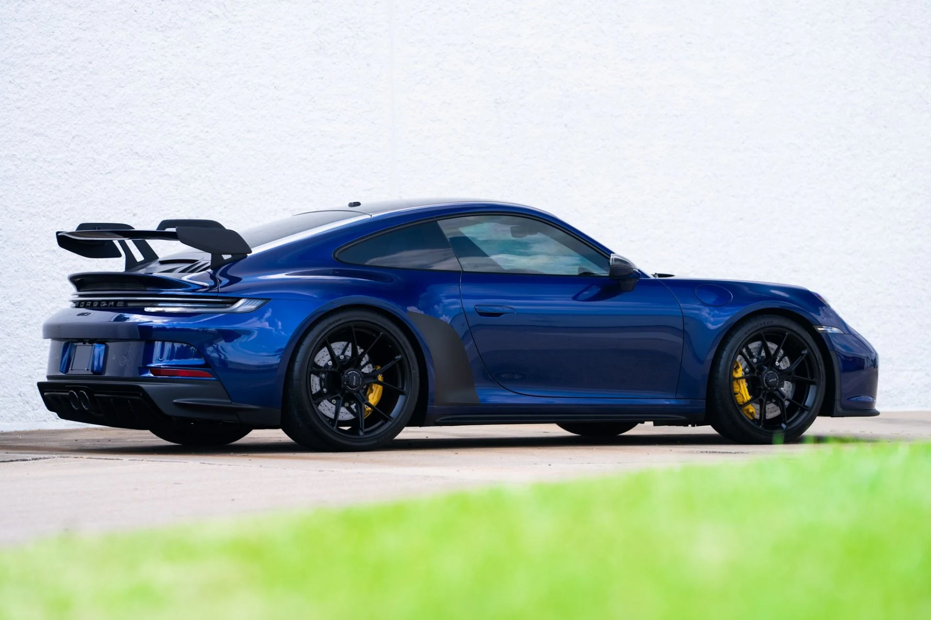 mph008_3465508477_Used_2022_Porsche_911_GT_3_1757712953_72459b4ad6