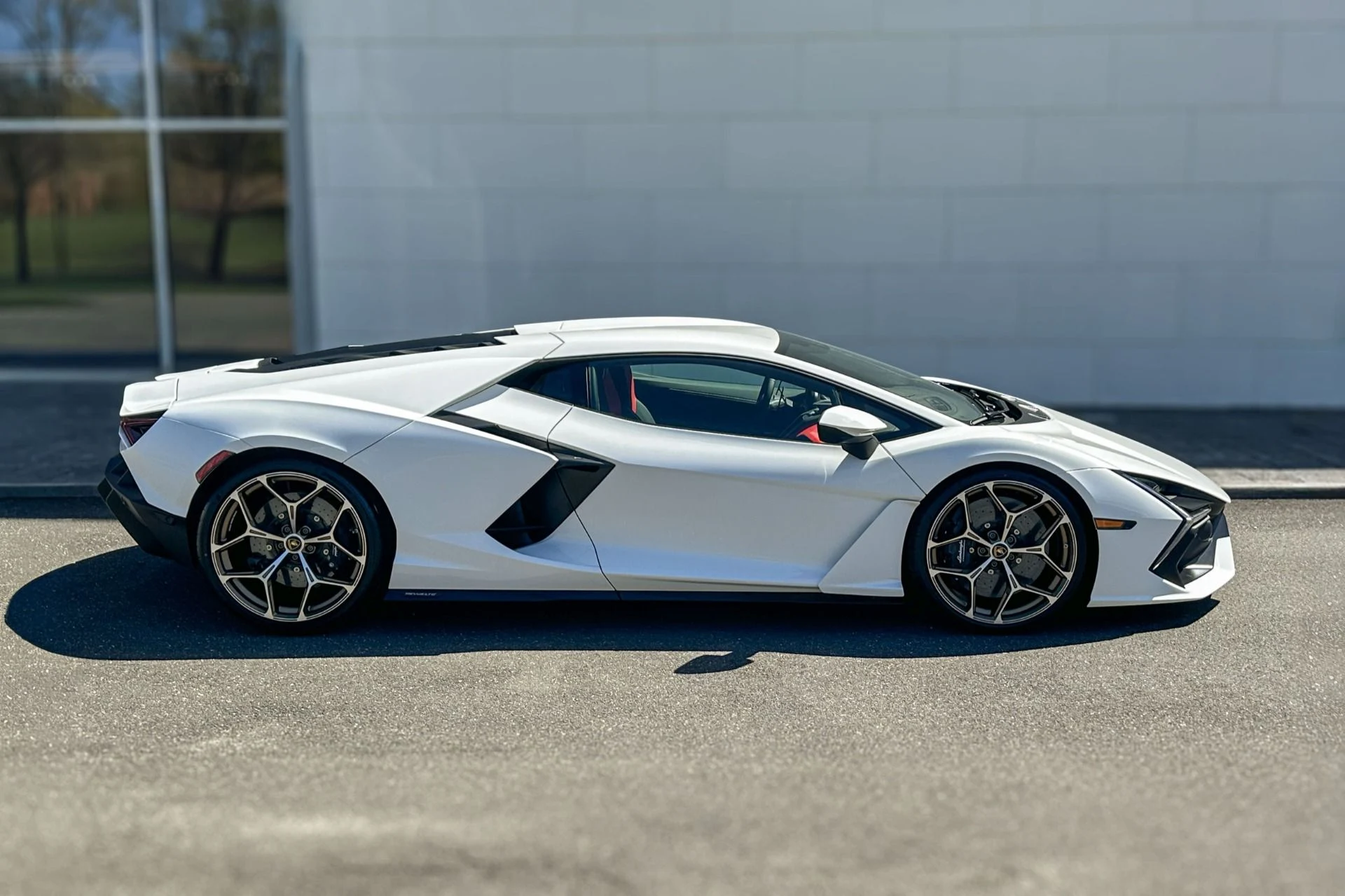 mph008_3468687111_Used_2026_Lamborghini_Revuelto_1783720263_2dfffc3b16
