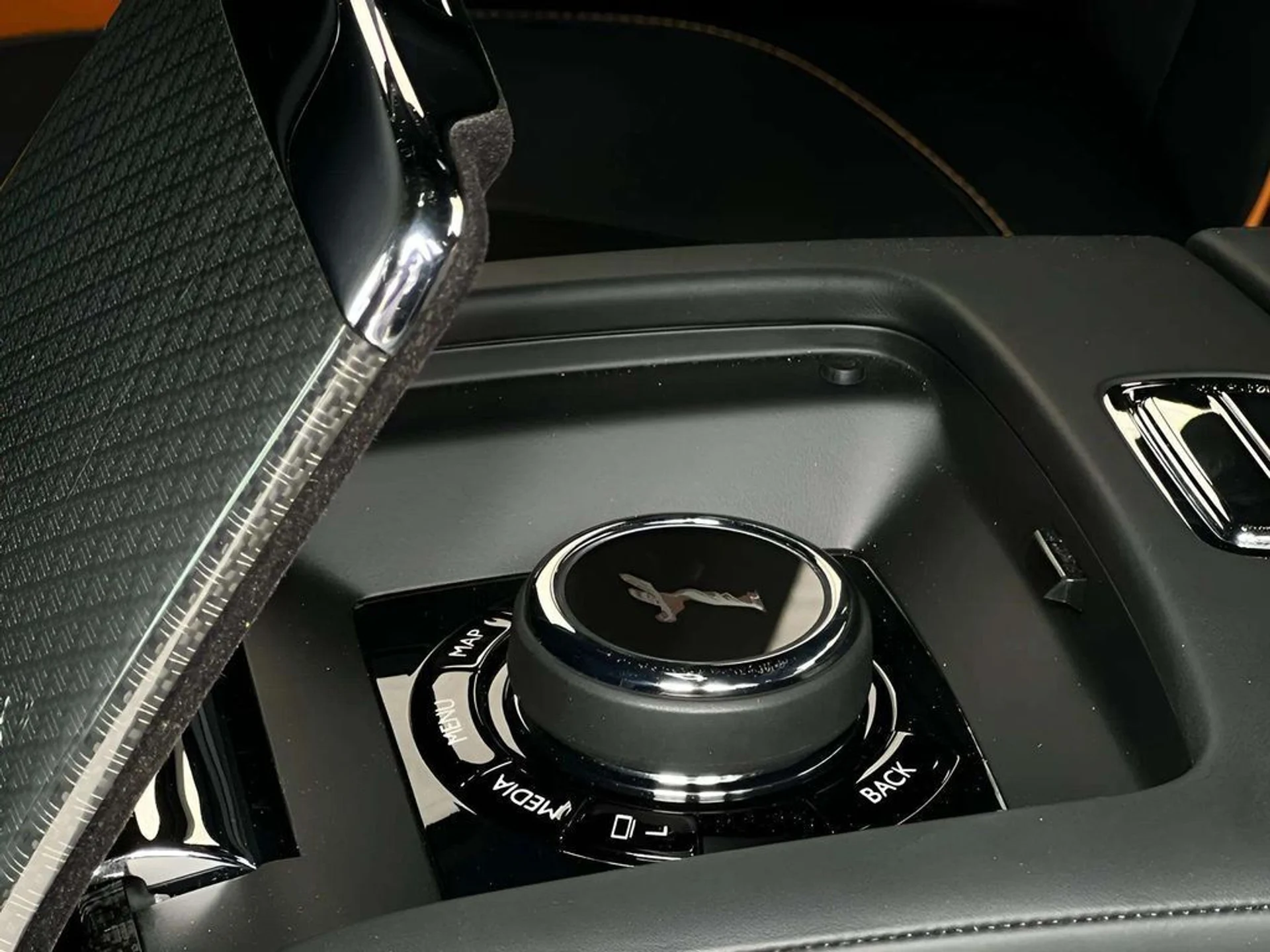 mph008_3483655548_a1ng19ef9a13zqti1dhig0tteurb_5b040037ef