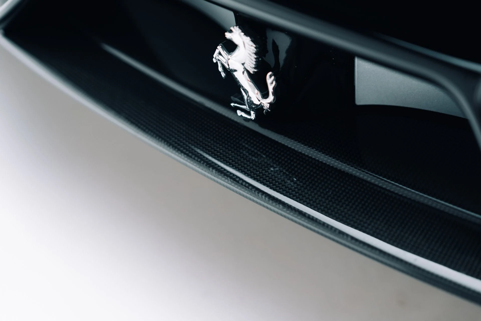 mph008_3484236599_Used_2015_Ferrari_458_Speciale_1762994969_888f783910